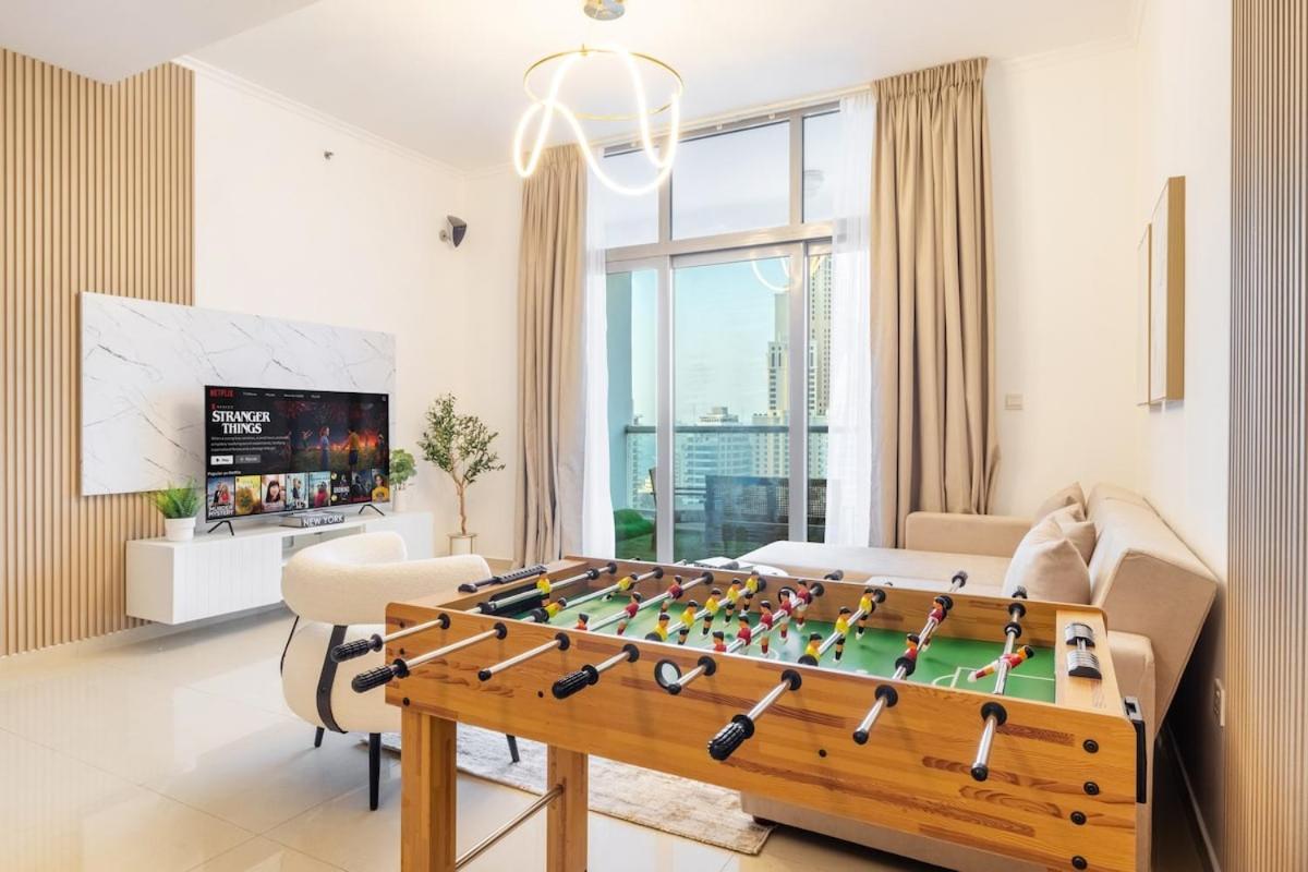 Luxury With Full Marina View Near *