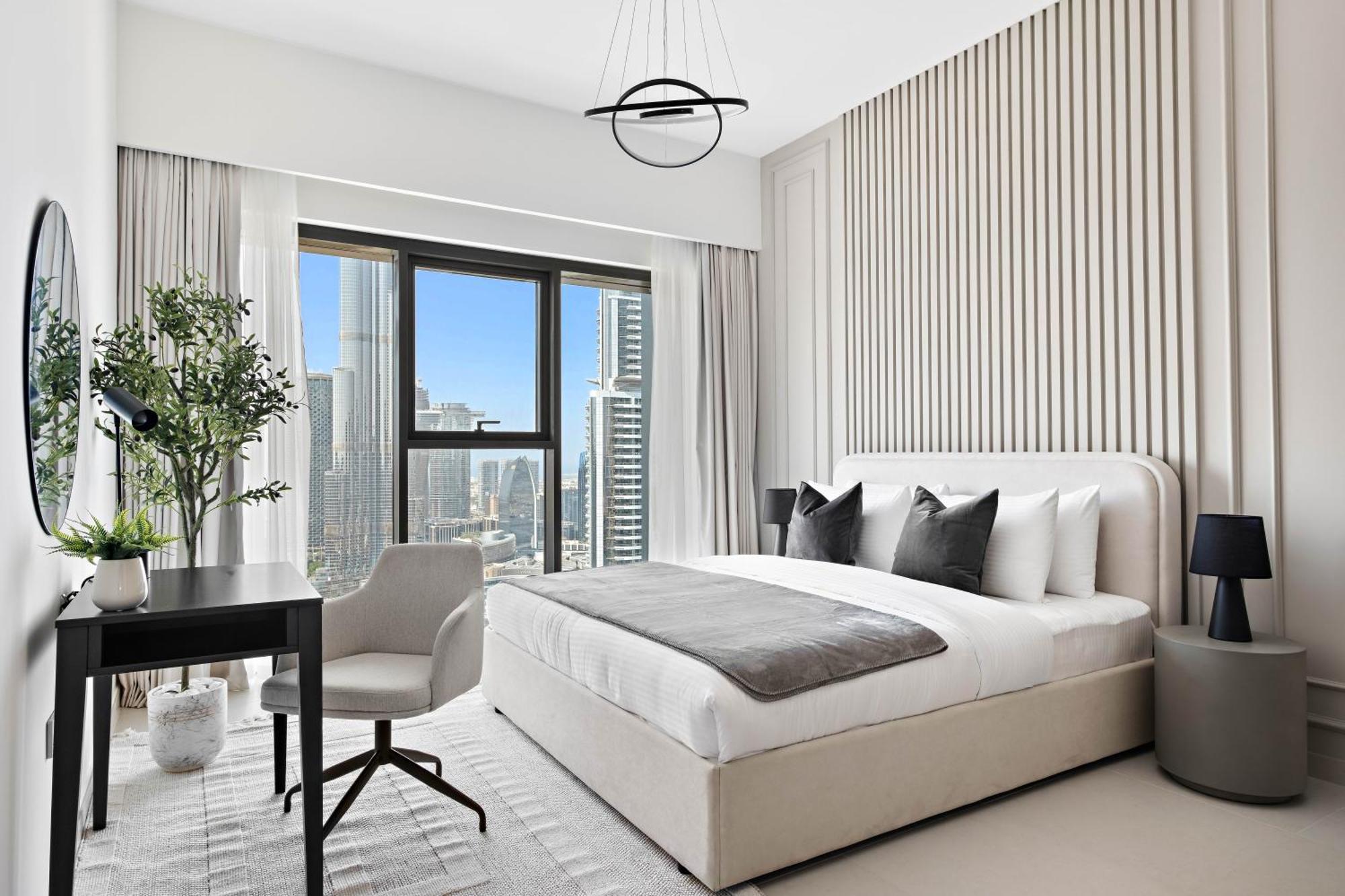 Silkhaus High Floor 2 Bdr Burj Khalifa View *