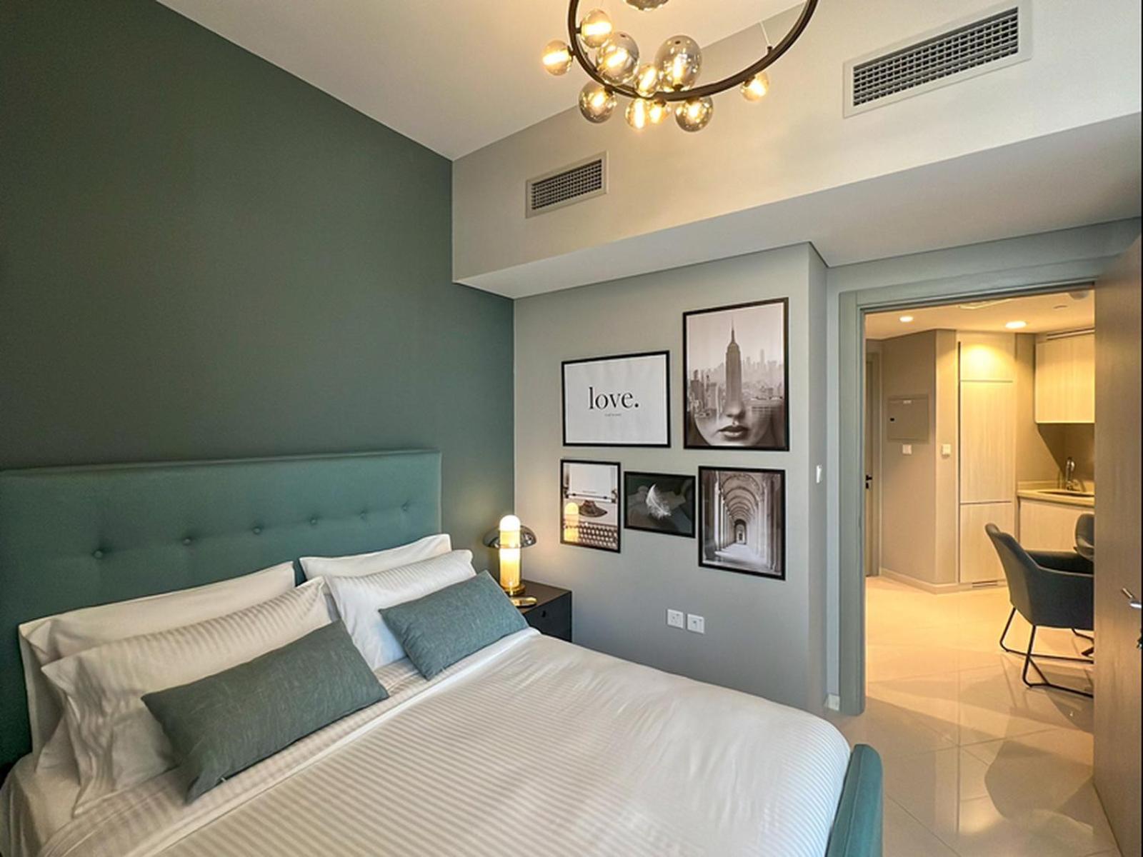 Exquisite Urban Retreat - Zada Tower By Keyrock Living * Dubai