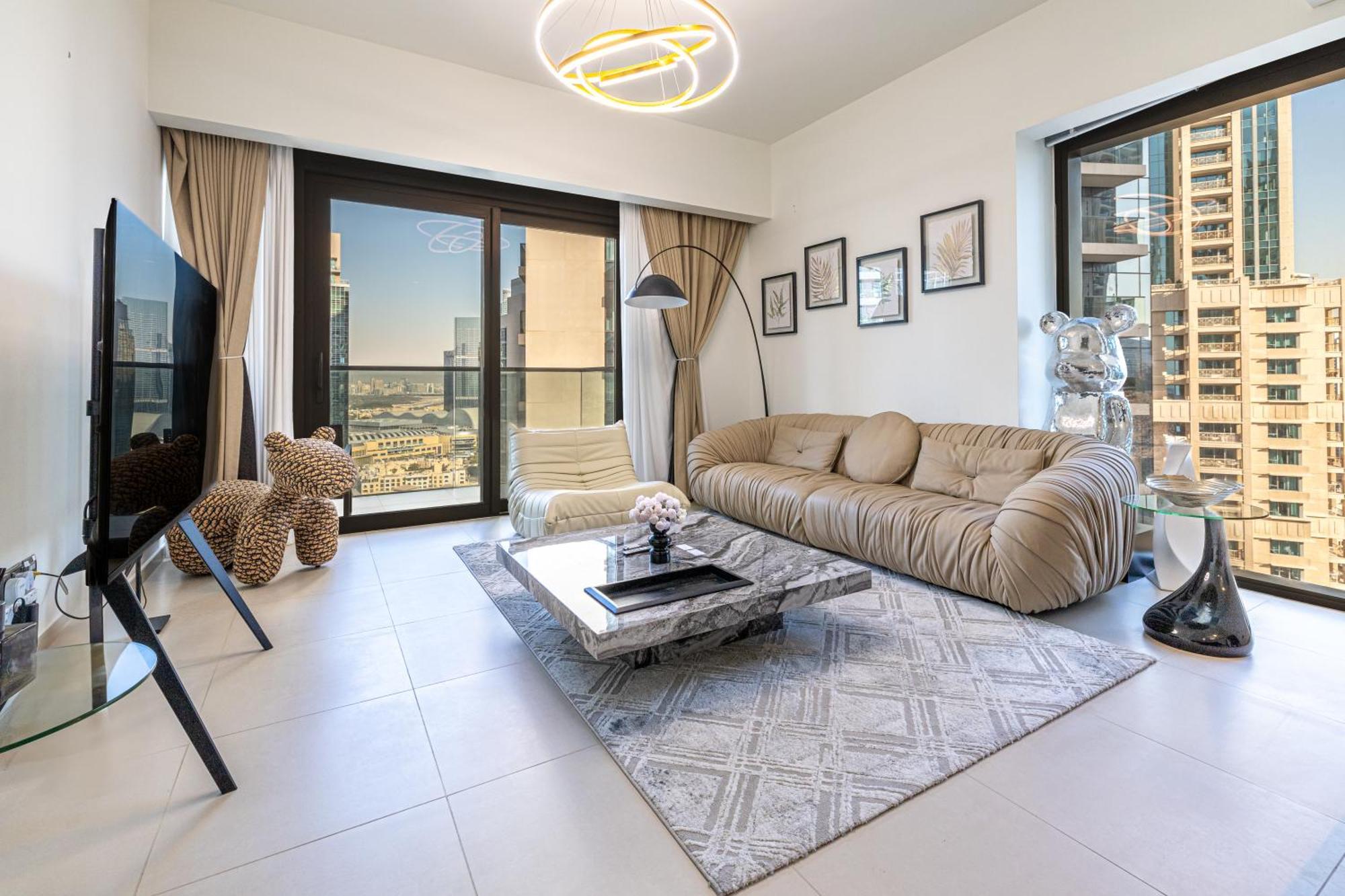 Apartment Iconic Downtown 3br Maid In Act One *