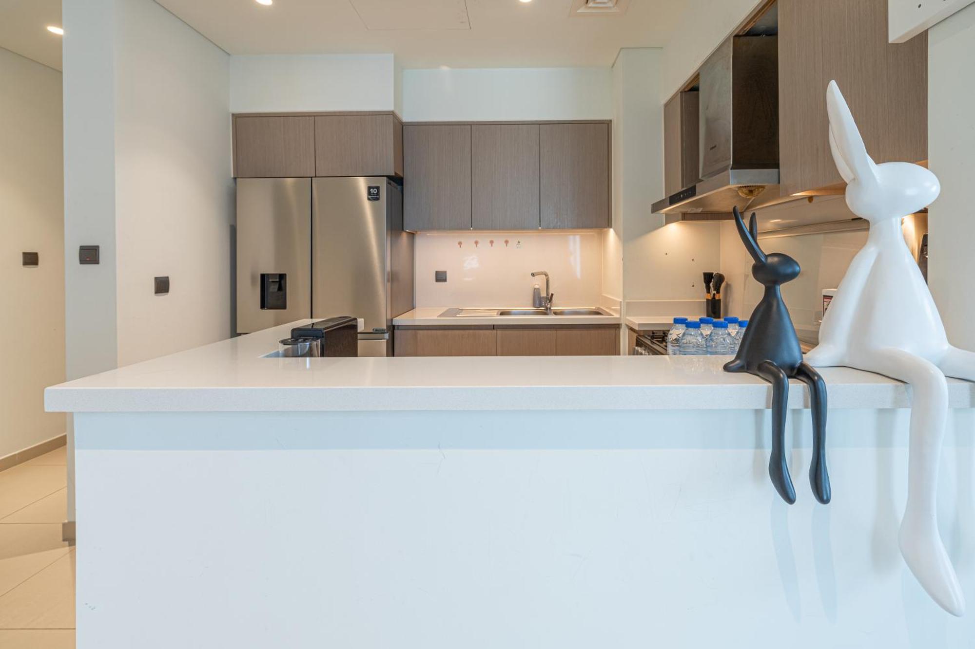 Apartment Iconic Downtown 3br Maid In Act One *