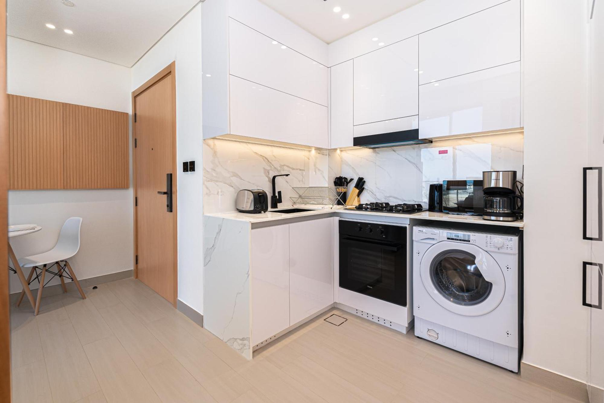 Escape24 - Brand New 1br In Binghatti House, Jvc Apartment