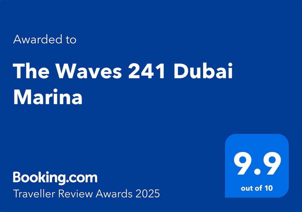 The Waves 241 Marina *