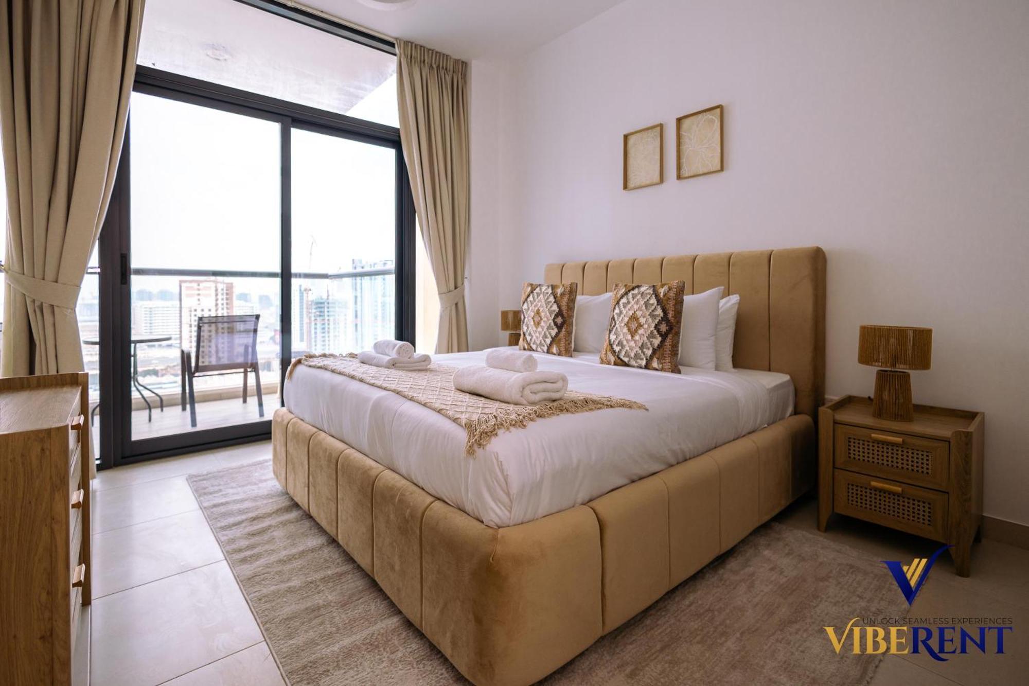 Jvc Boho Pool Sauna Gym Apartment Dubai
