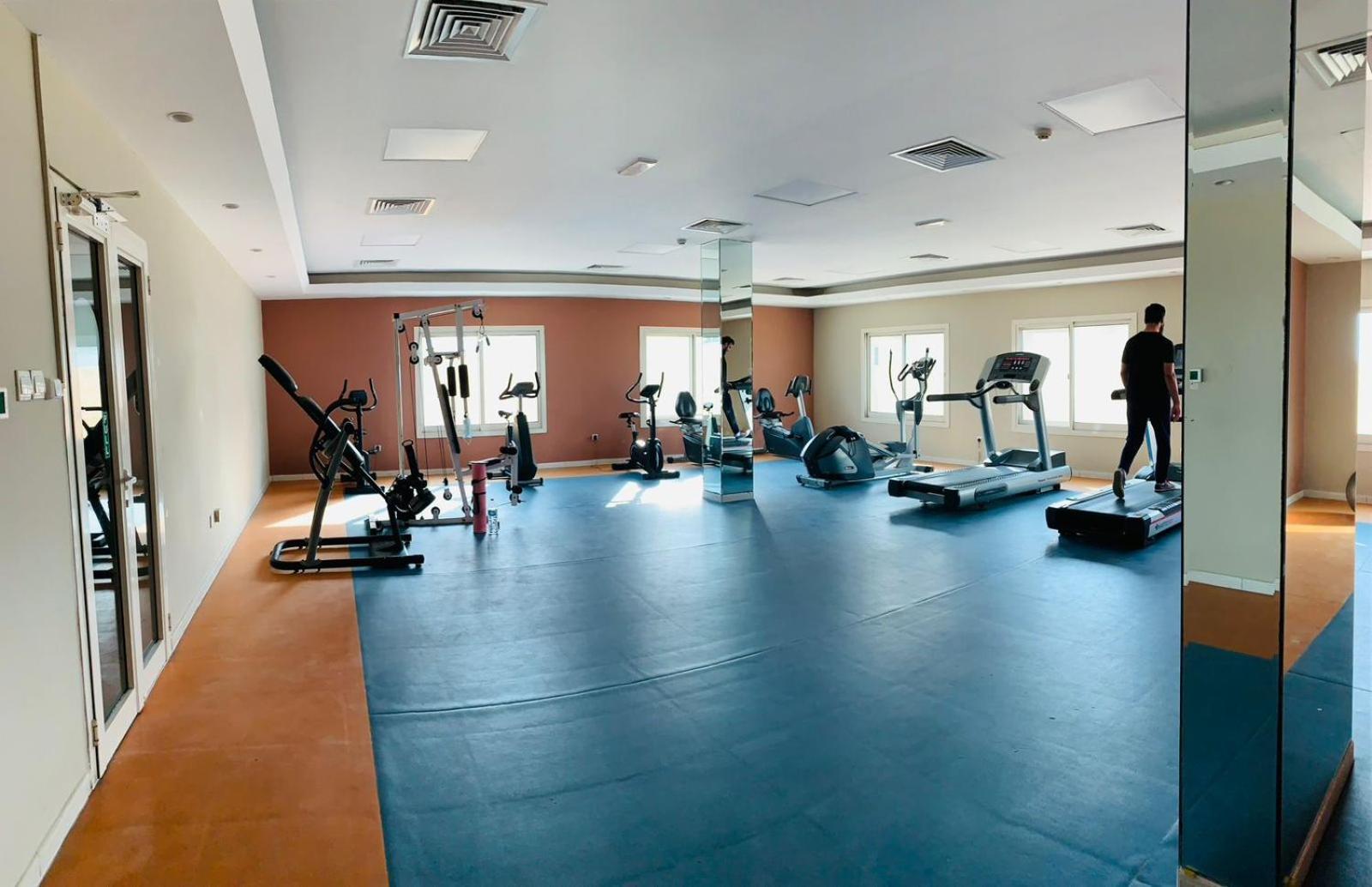 Anaruby Female Ladies Bedspace Shortterm * Dubai