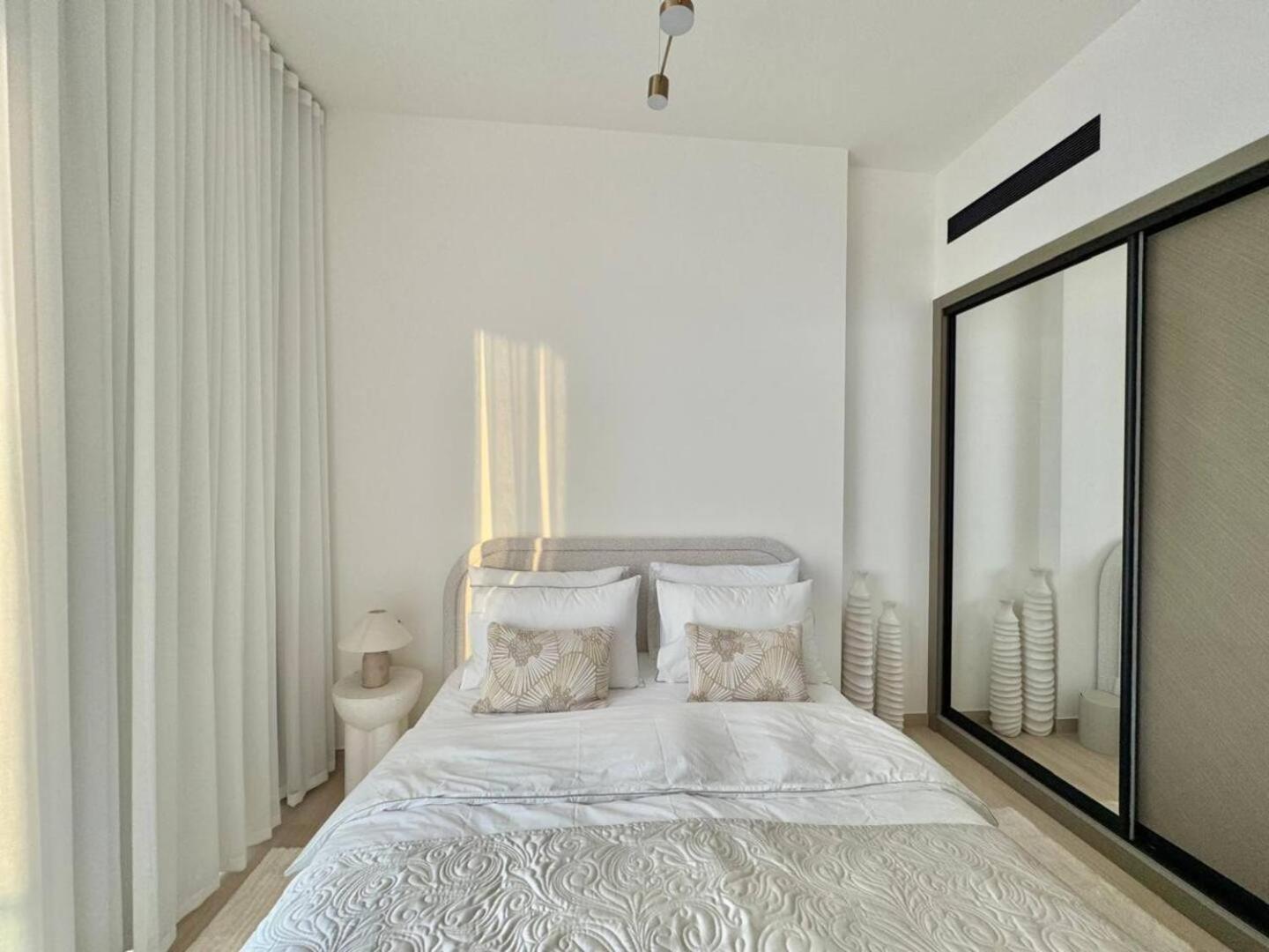 Calm, Modern & Stylish 1br In Jvc * Dubai