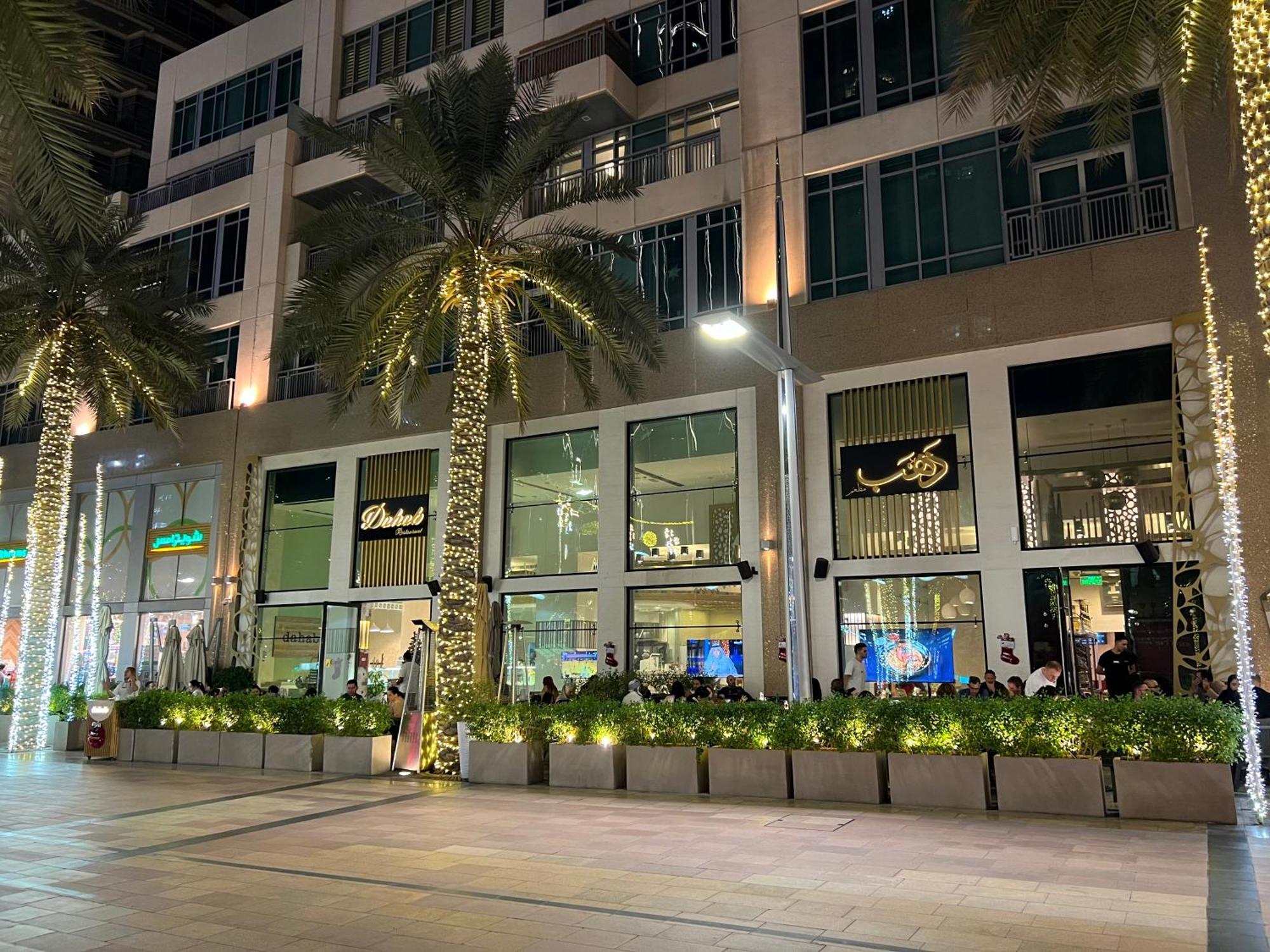 Apartment Downtown Luxury - Elegant 1-bedroom - 5 Minutes Walk To Mall