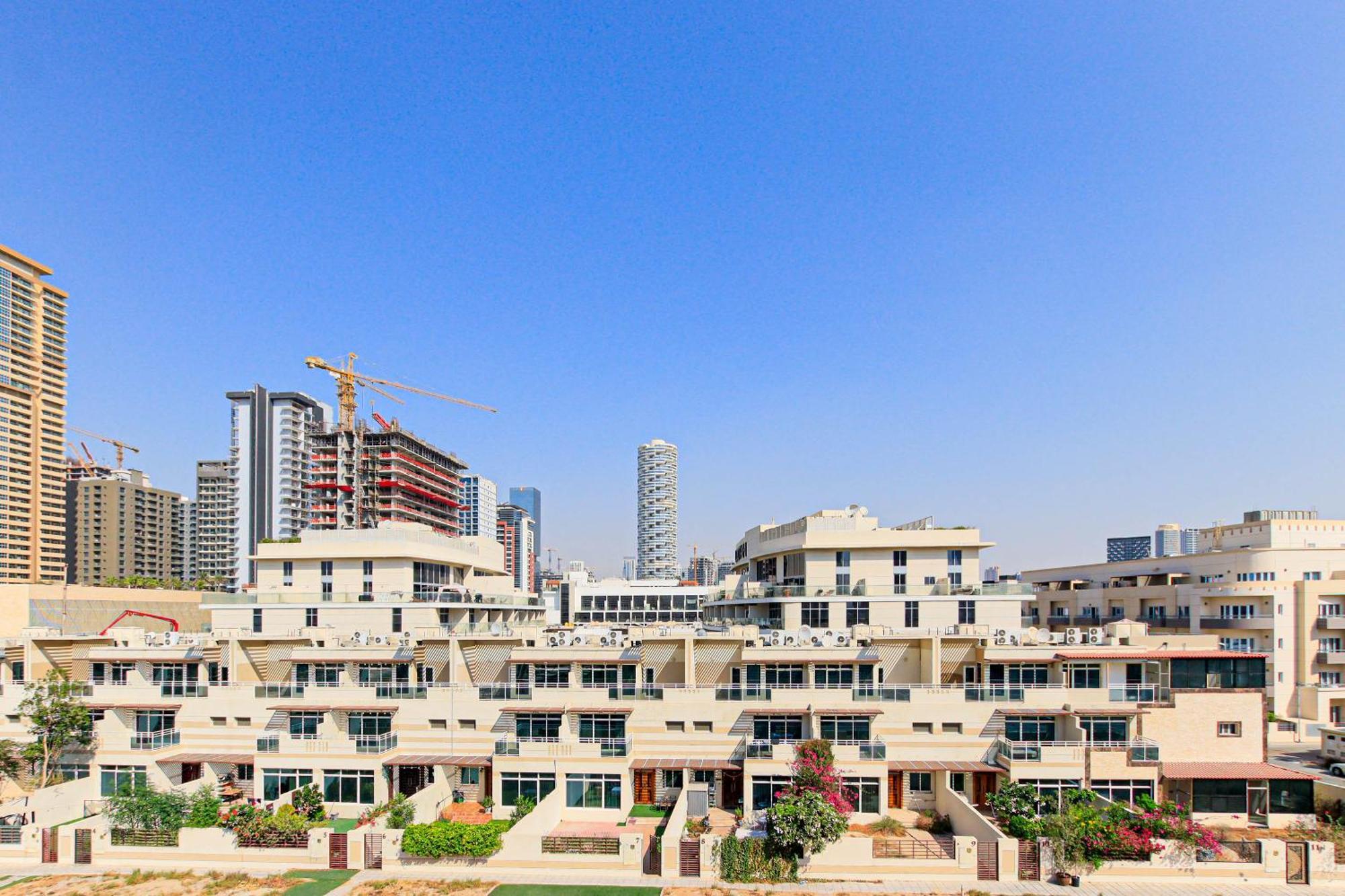 Apartment Spacious 2 Bedroom Maids Eleganz In Jvc