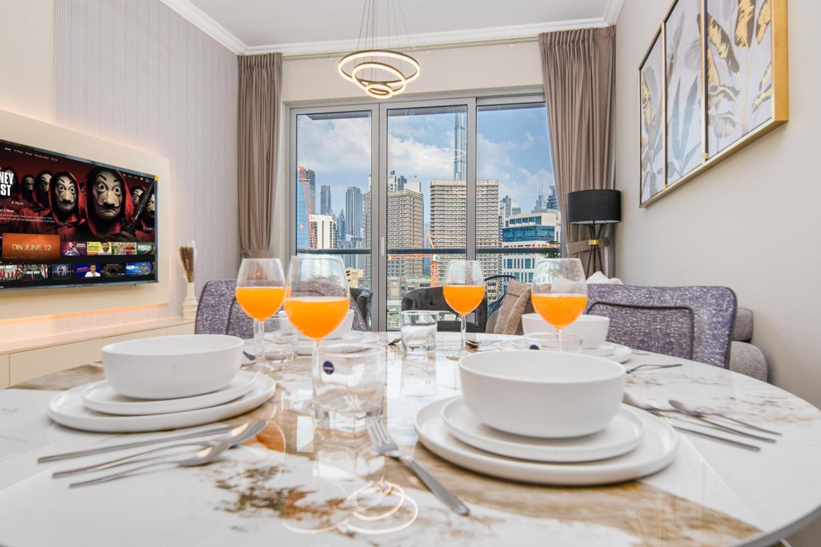 1br Stunning Canal & Burj View, Luxury At Fairview Residency Dubai