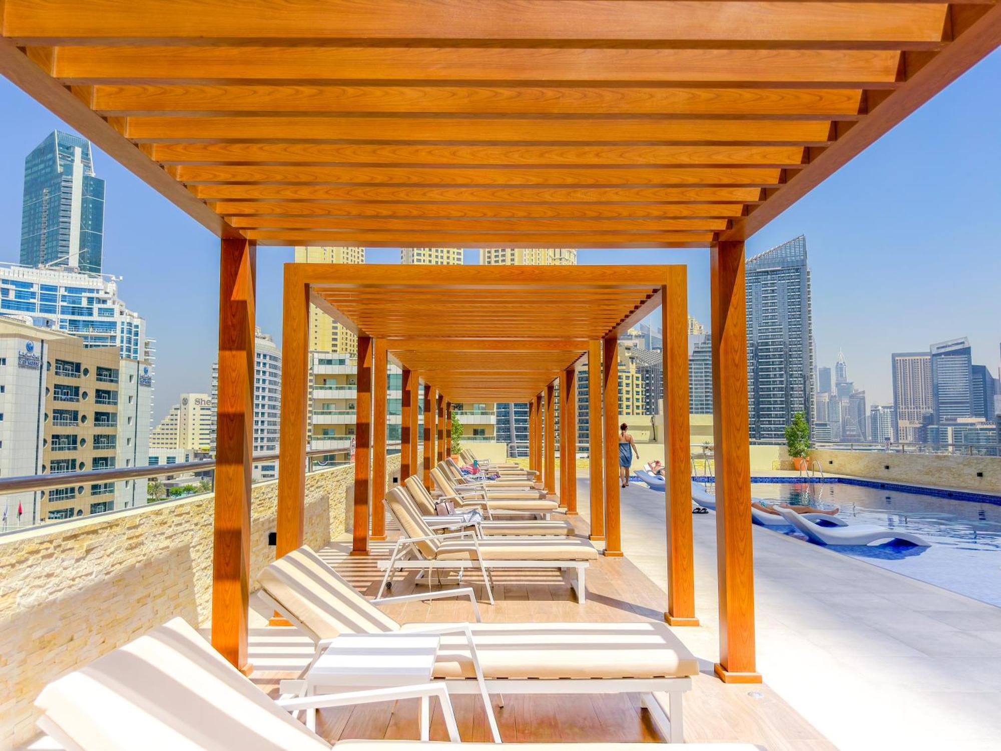 Stylish With Stunning Marina Canal Views Near To The Apartment Dubai