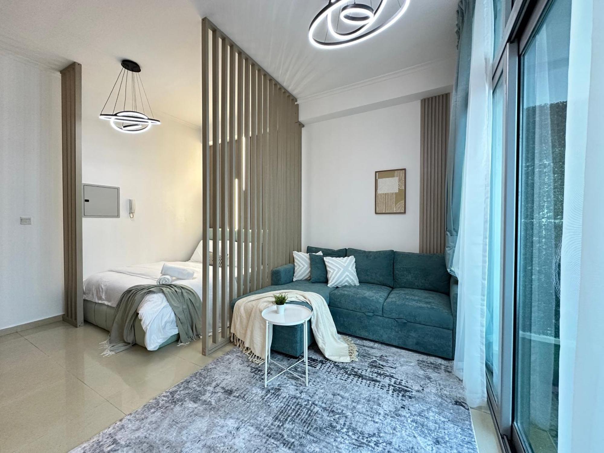 Stylish With Stunning Marina Canal Views Near To The Dubai