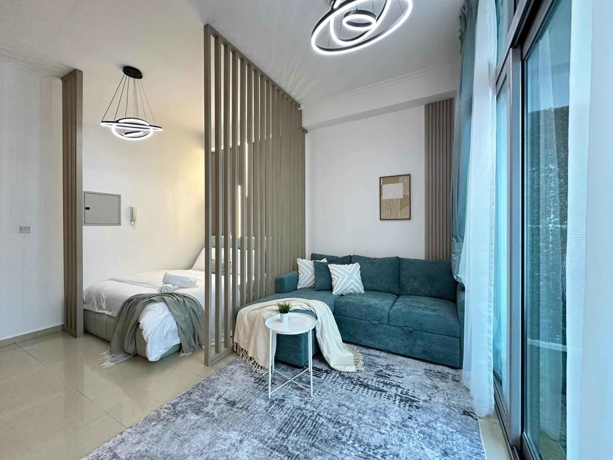 Stylish With Stunning Marina Canal Views Near To The Apartment Dubai