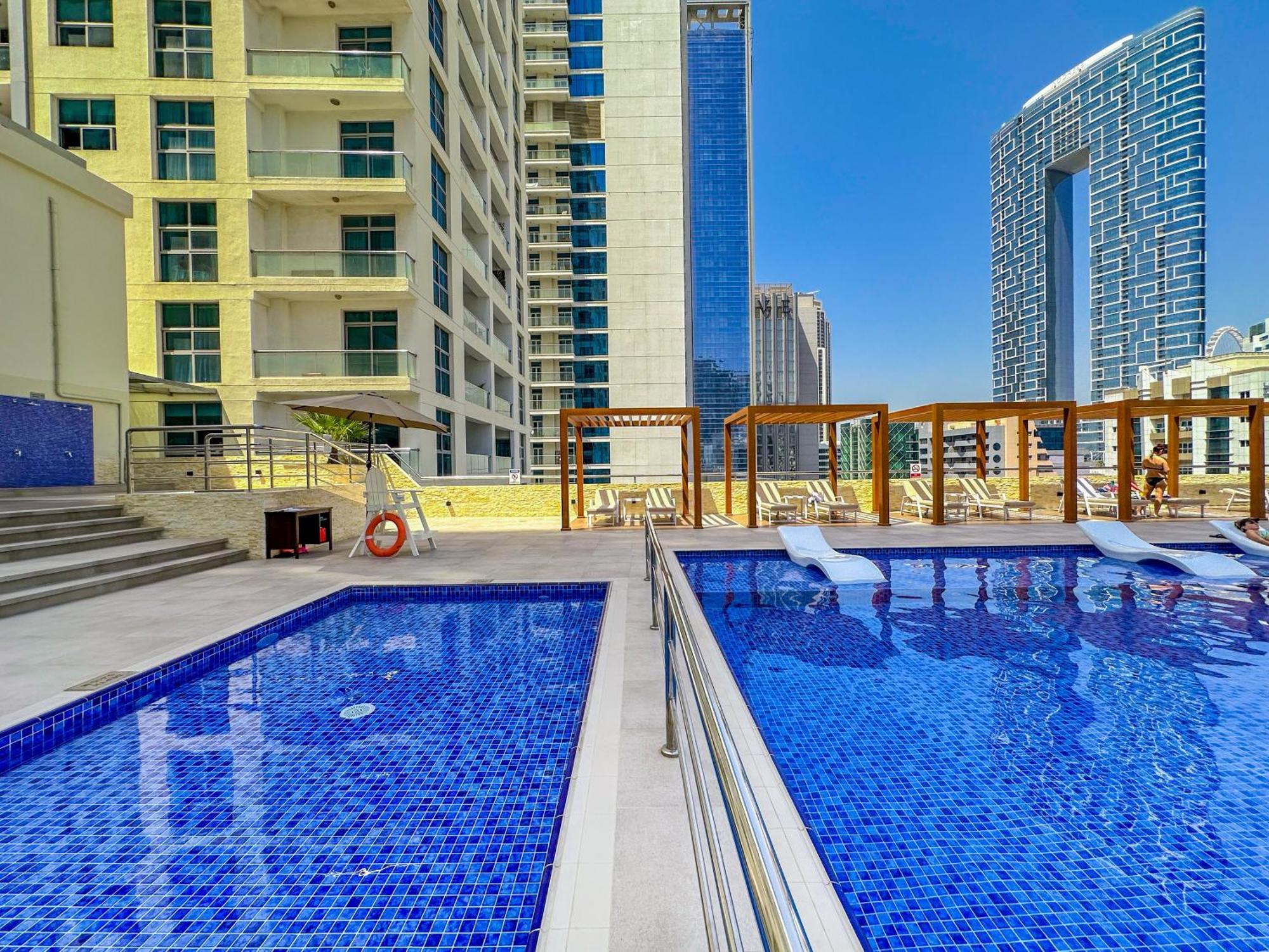 Stylish With Stunning Marina Canal Views Near To The * Dubai