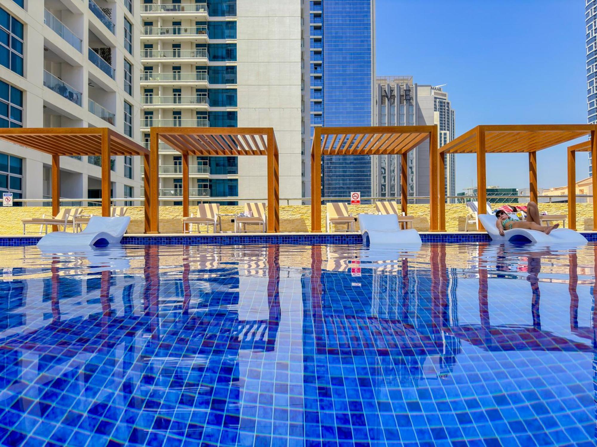 Stylish With Stunning Marina Canal Views Near To The Dubai