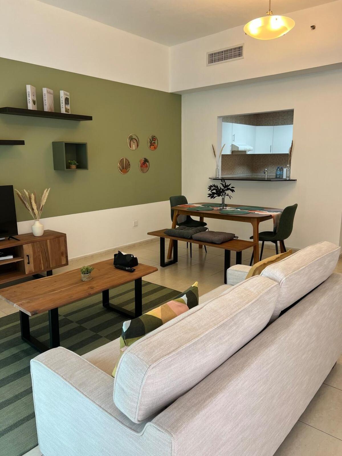 Brand New 1br With Serene Golf View In Sports