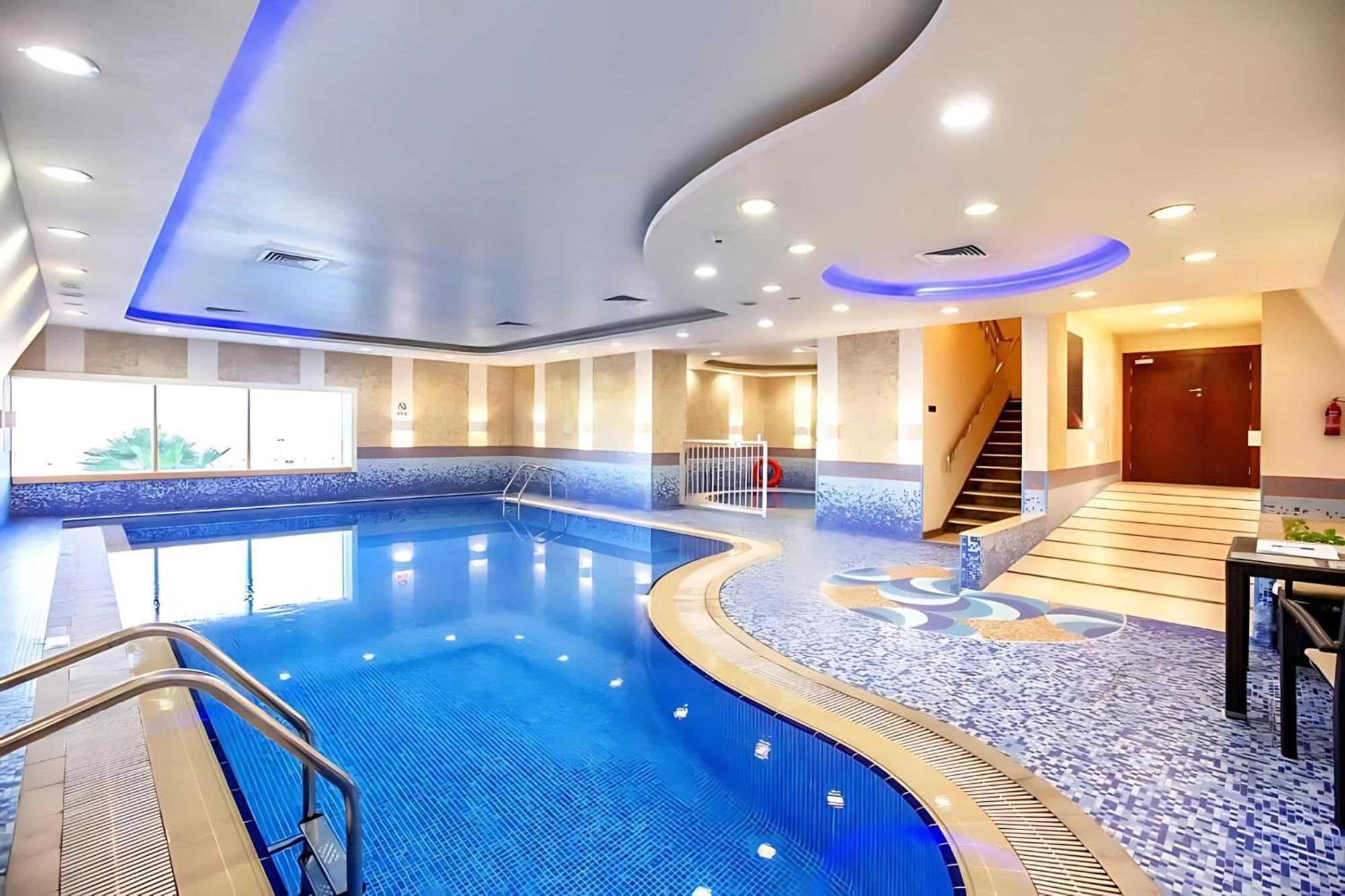 Livbnb-high Rise 1br With Balcony Near Barasti * Dubai