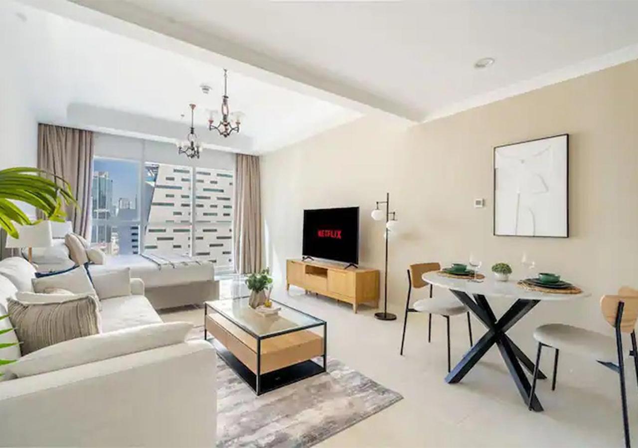 Cozy With Downtown Views Apartment *