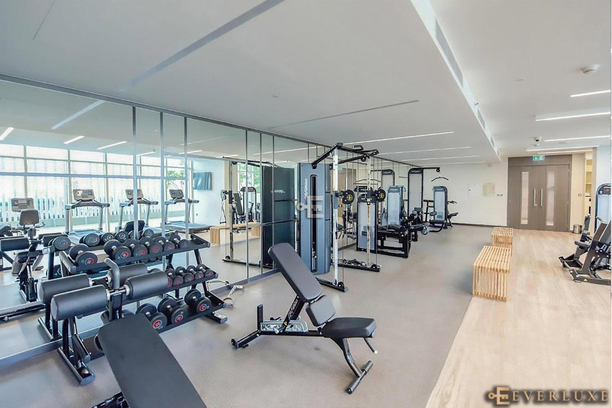 Breathtaking 1 Bed Palm View Apartment
