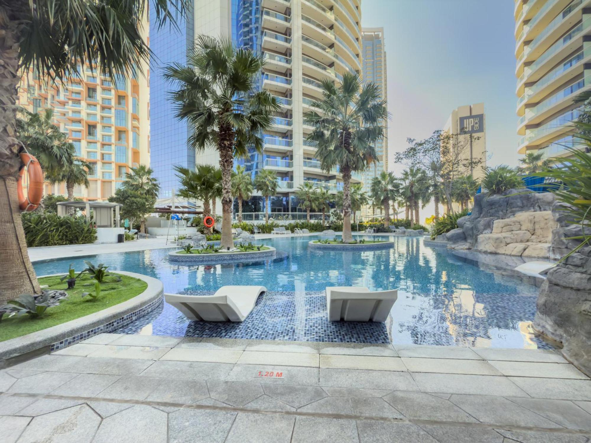 Holiday home Luxury 2br With Burj Khalifa Views Pool & Gym