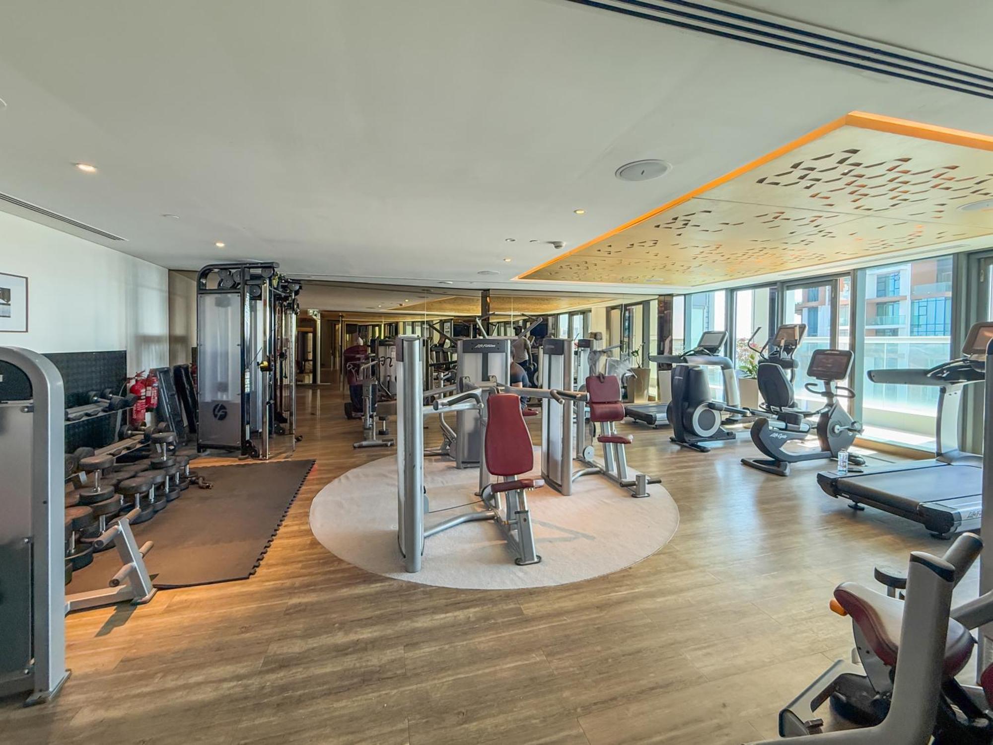 Holiday home Luxury 2br With Burj Khalifa Views Pool & Gym