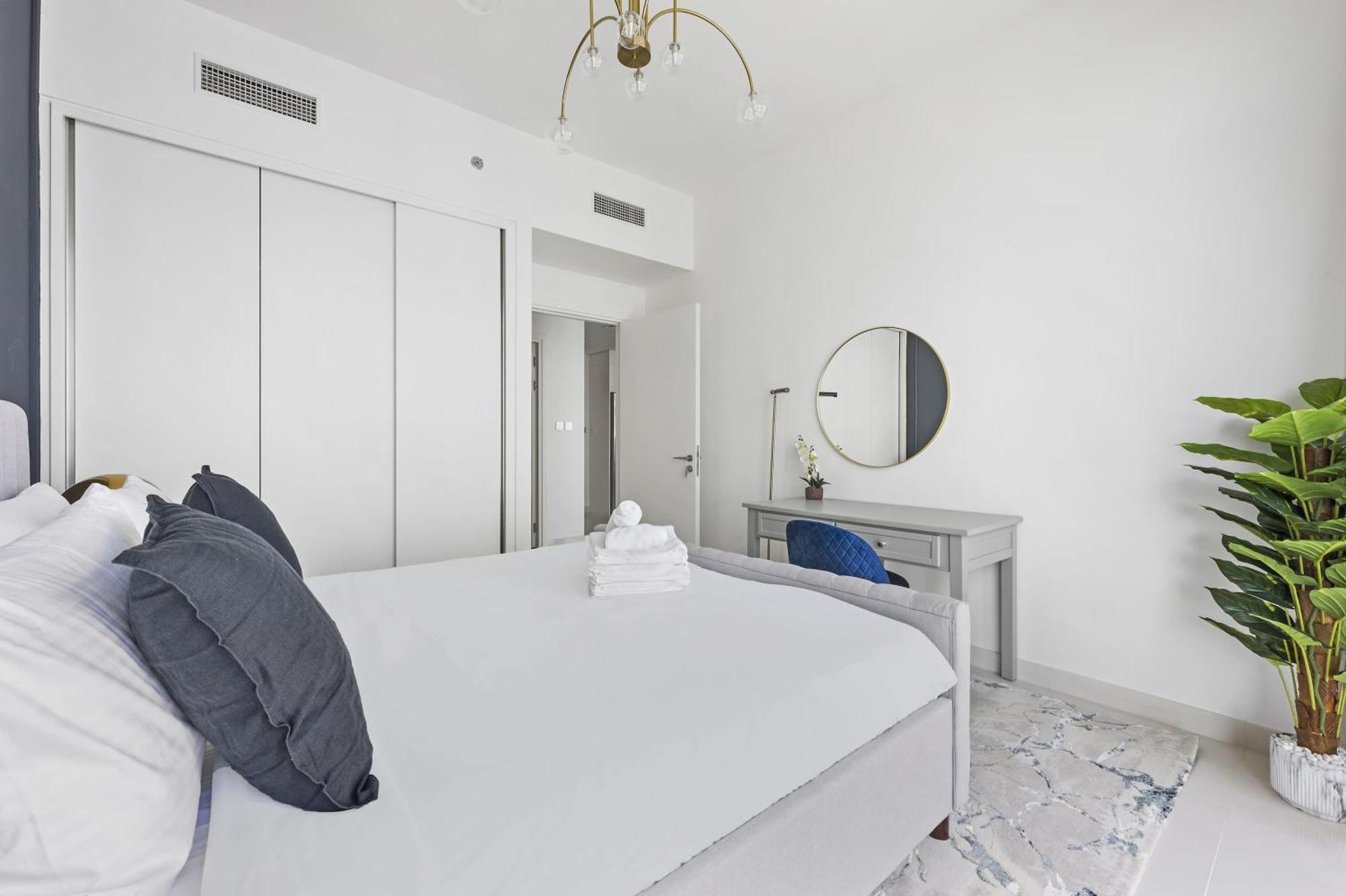 Silkhaus New 1bdr With Private Apartment