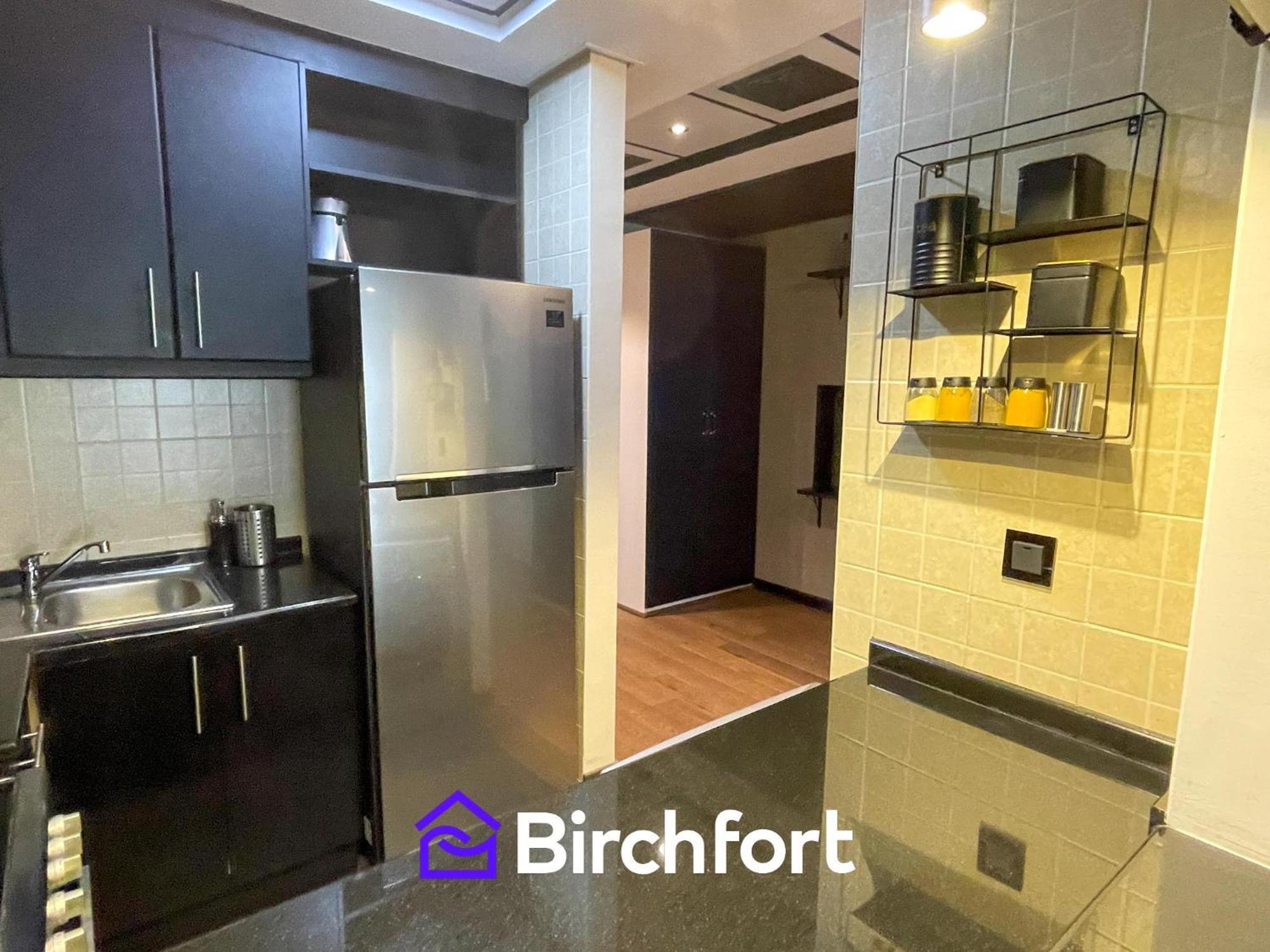 Birchfort - High Quality Spacious Apartment *