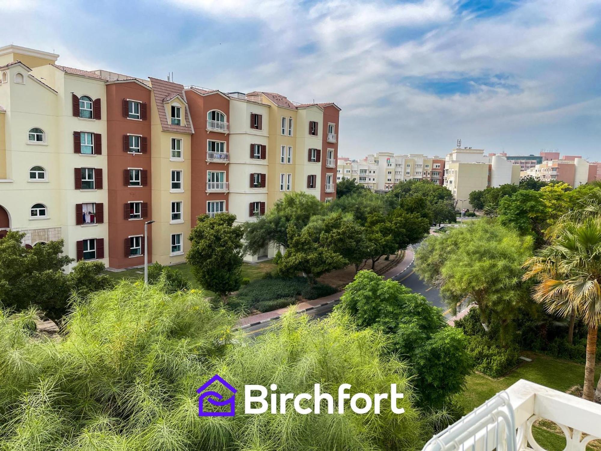 Birchfort - High Quality Spacious Apartment *