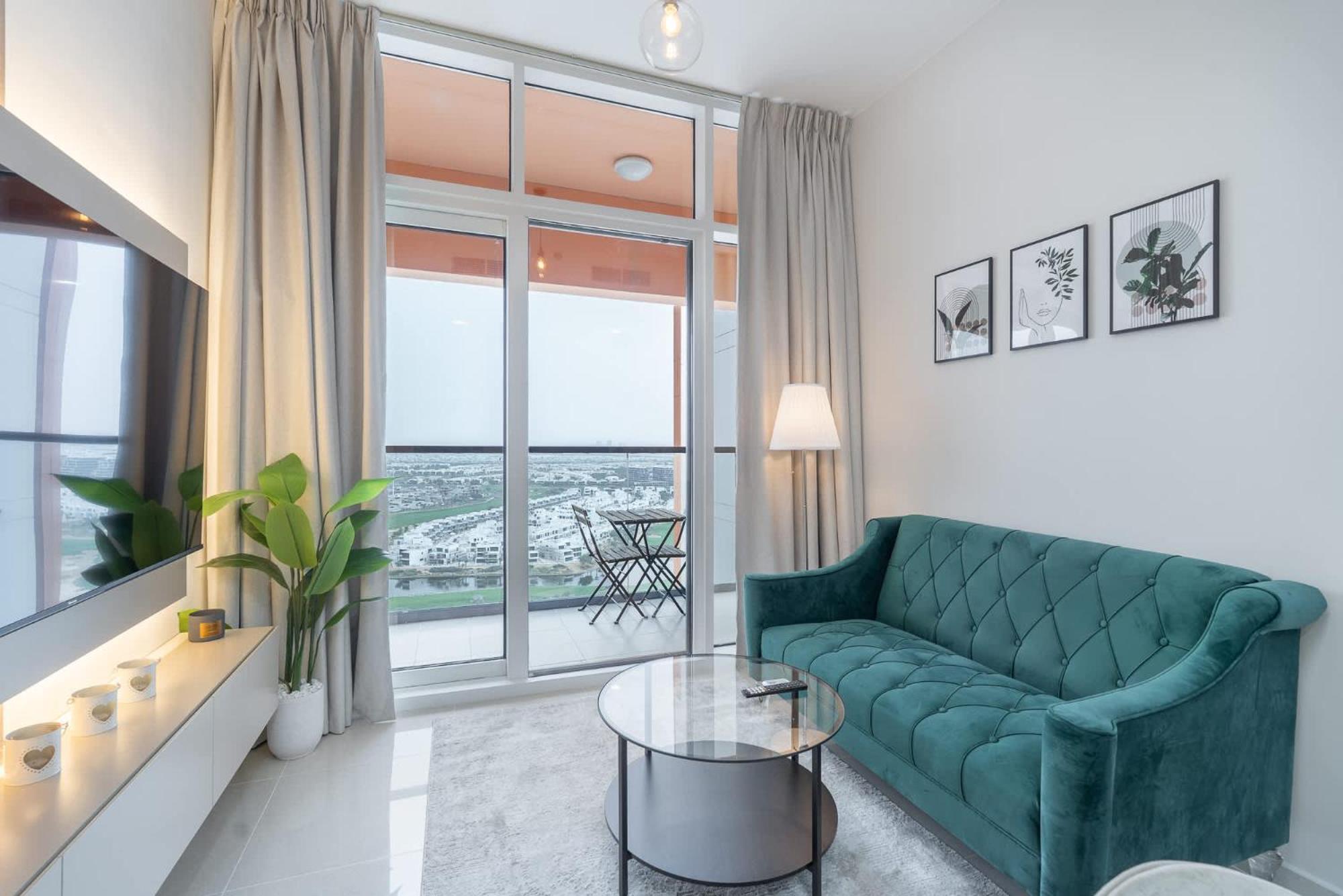 Dazzling 1 Bedroom In Golf With Stunning View *