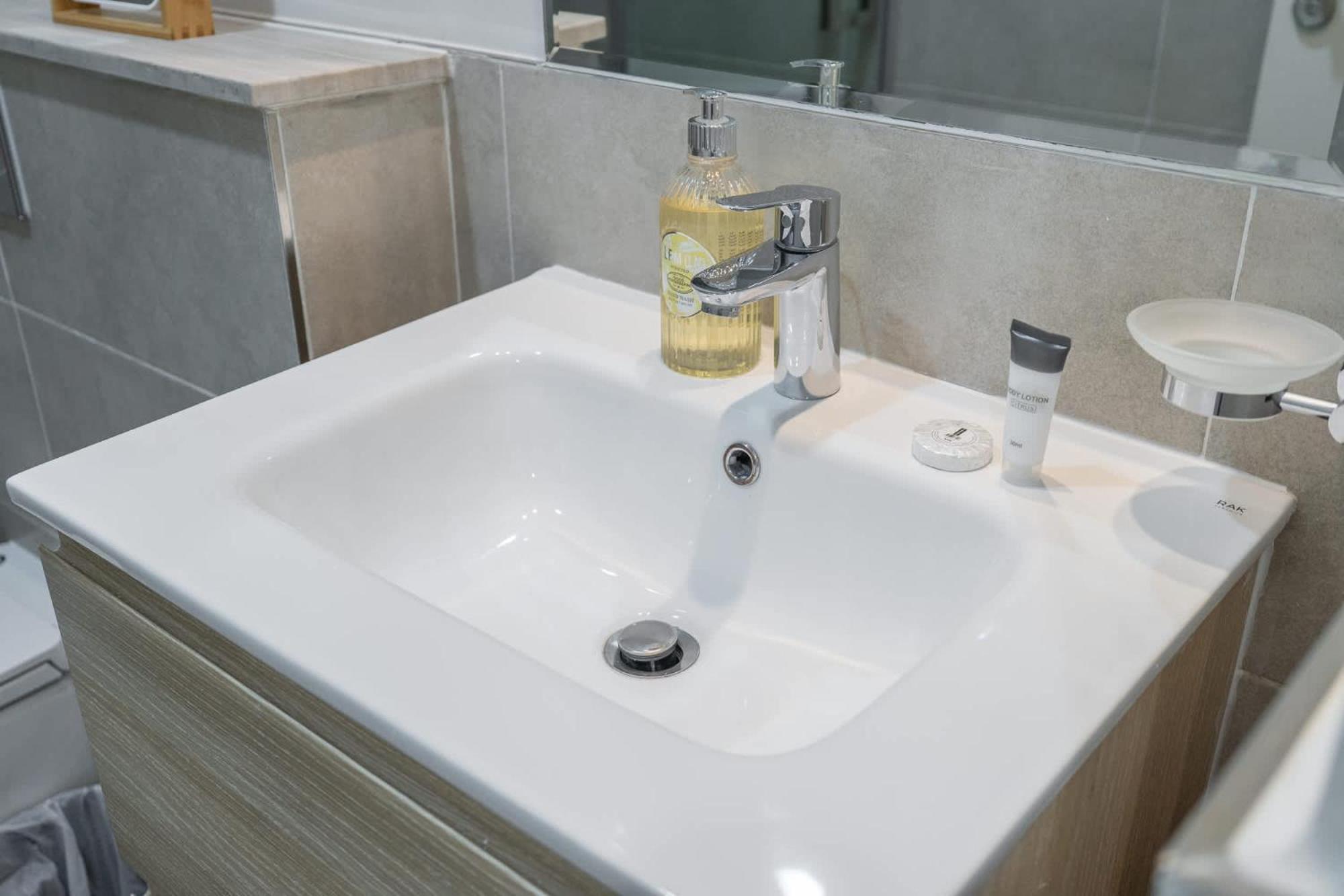 Apartment Dazzling 1 Bedroom In Golf With Stunning View *