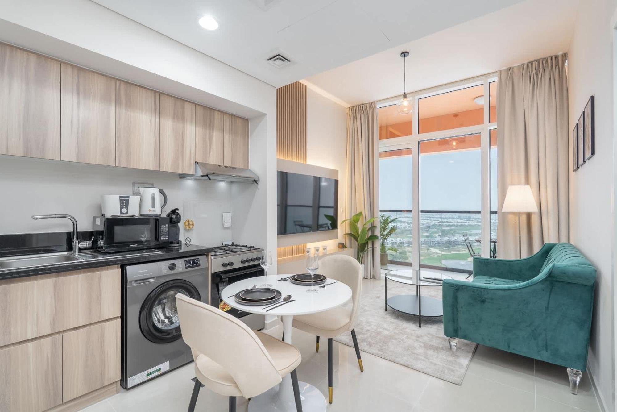 Dazzling 1 Bedroom In Golf With Stunning View Dubai