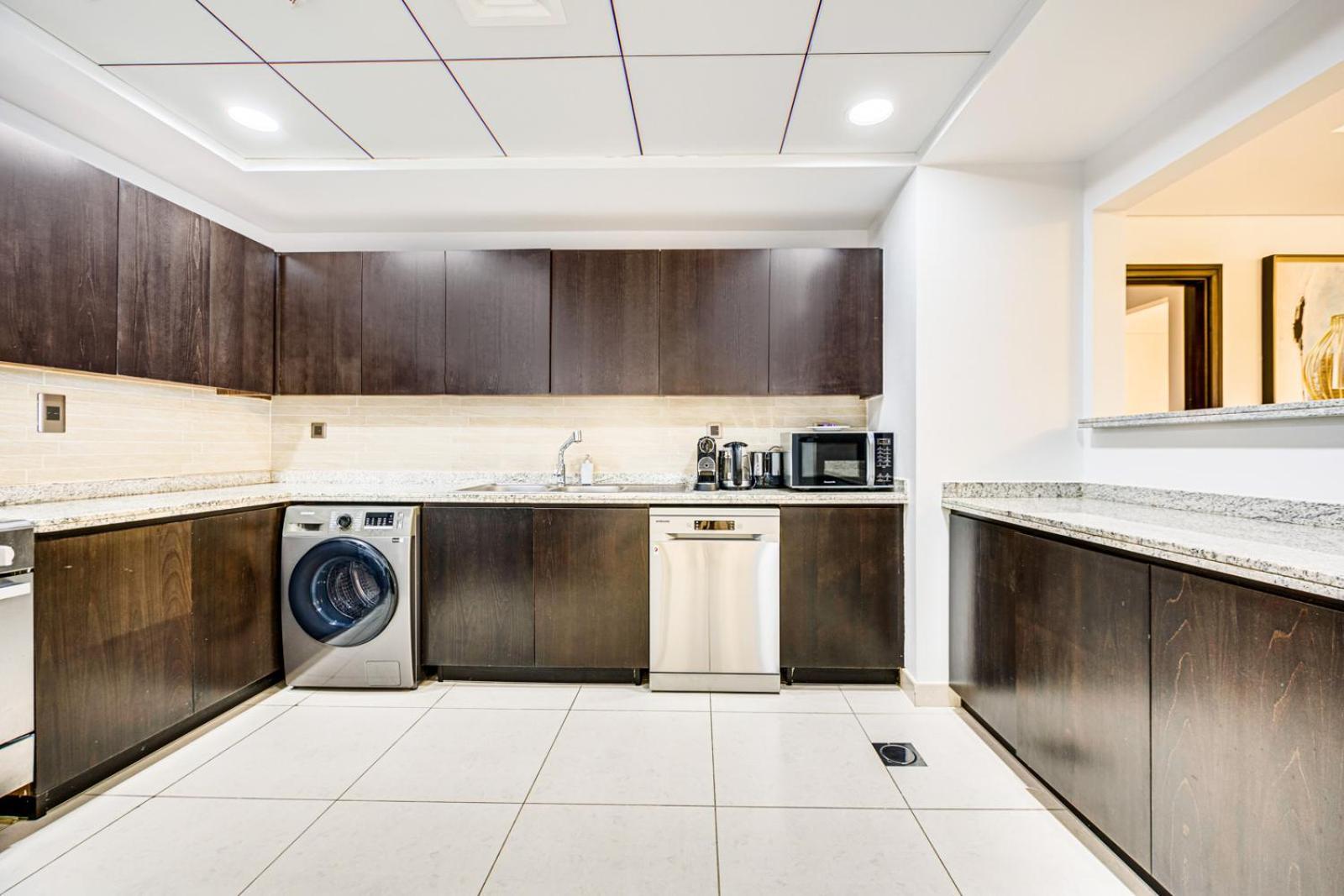 Stylish 2bdr In Balqis * Dubai