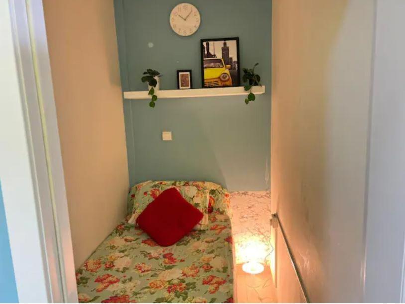 Homestay Small Private Partition In Al Barsha 1 Near Metro