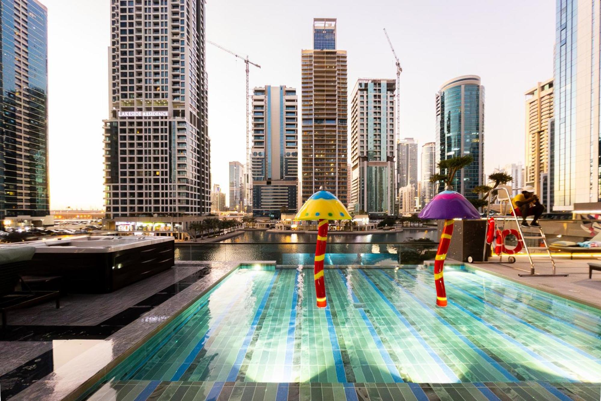 View 1br In Jlt - Walk To Metro & Free Baby Gear *
