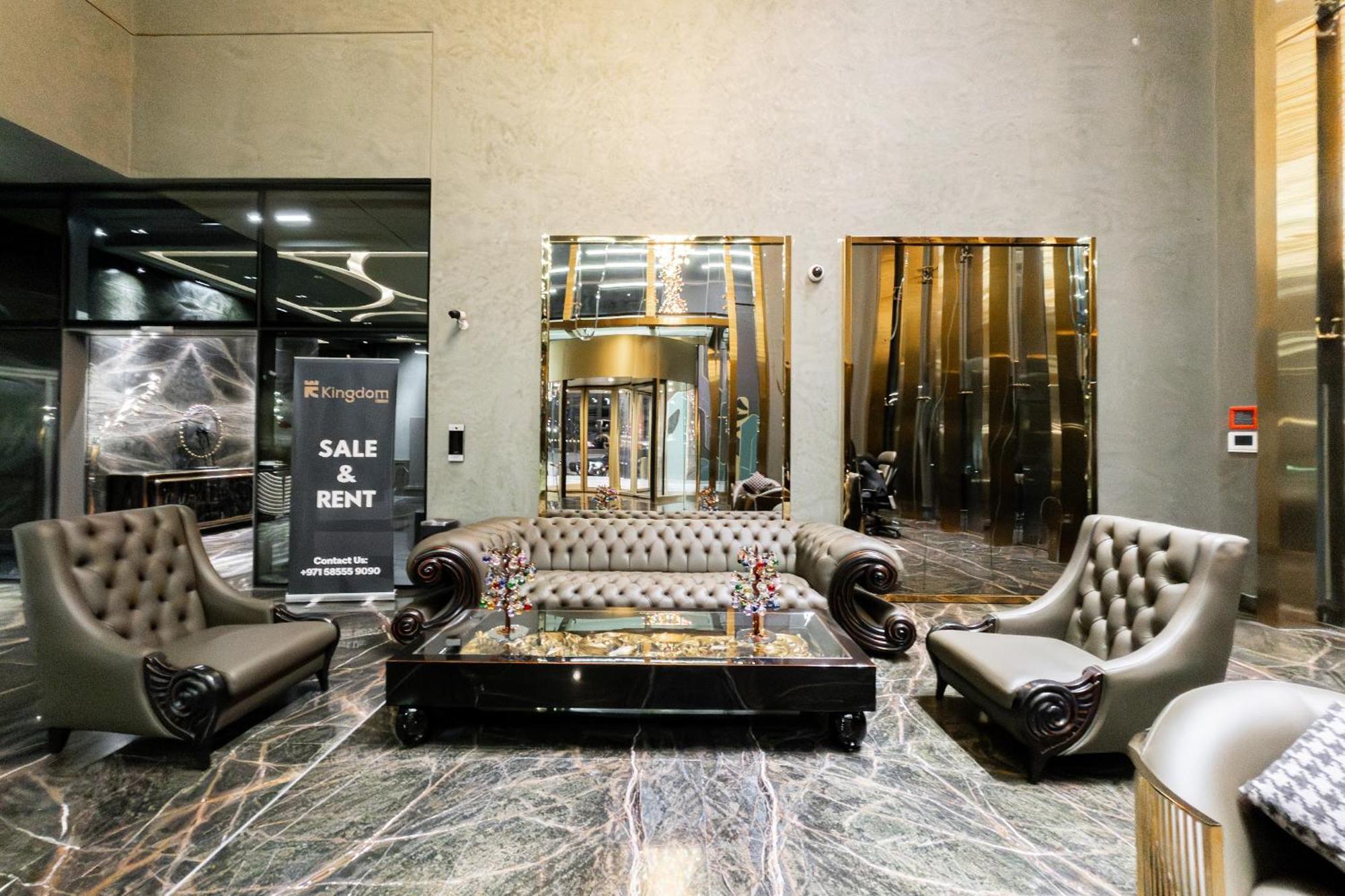 View 1br In Jlt - Walk To Metro & Free Baby Gear * Dubai