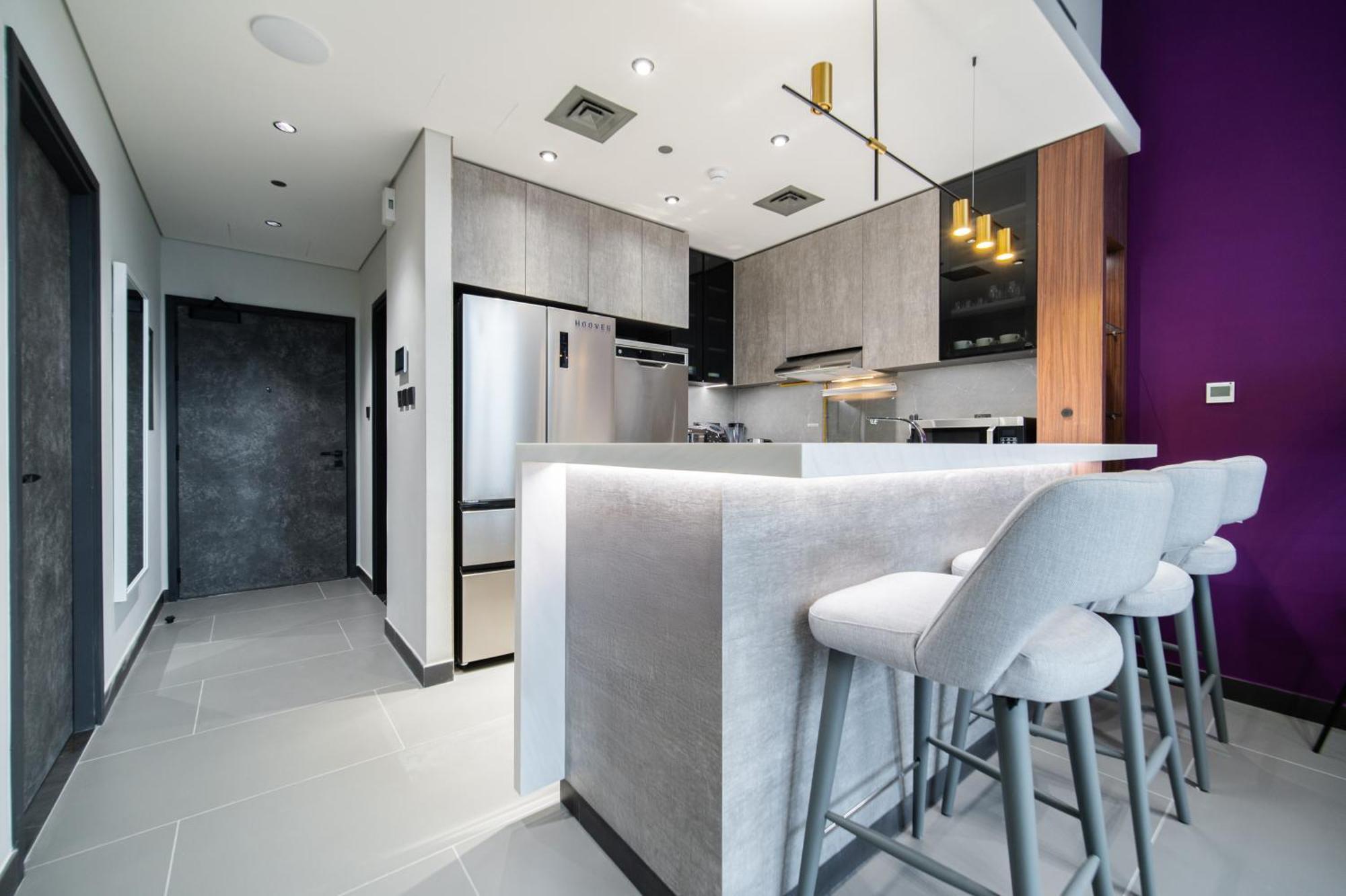 Apartment View 1br In Jlt - Walk To Metro & Free Baby Gear Dubai