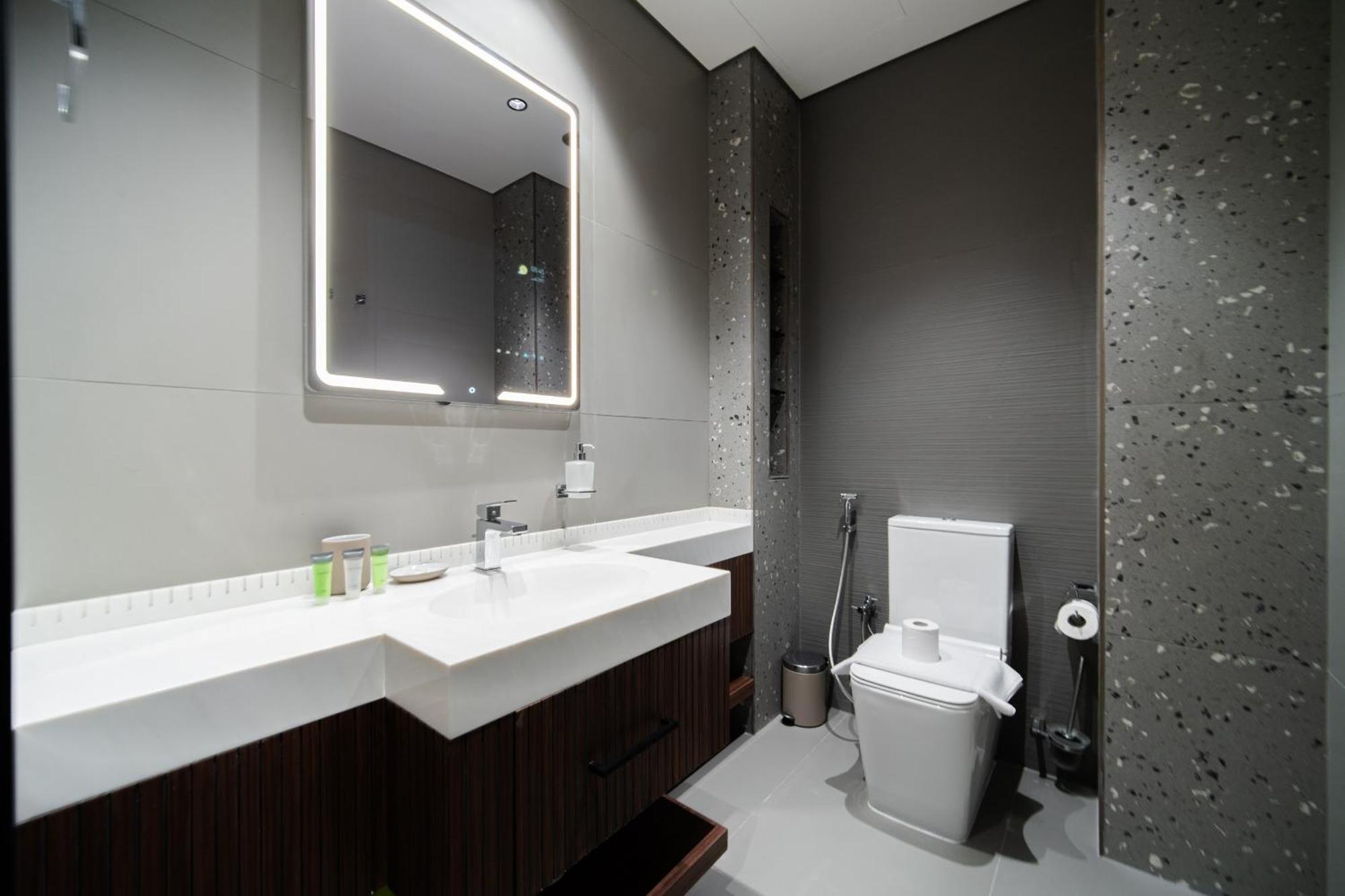 View 1br In Jlt - Walk To Metro & Free Baby Gear Apartment