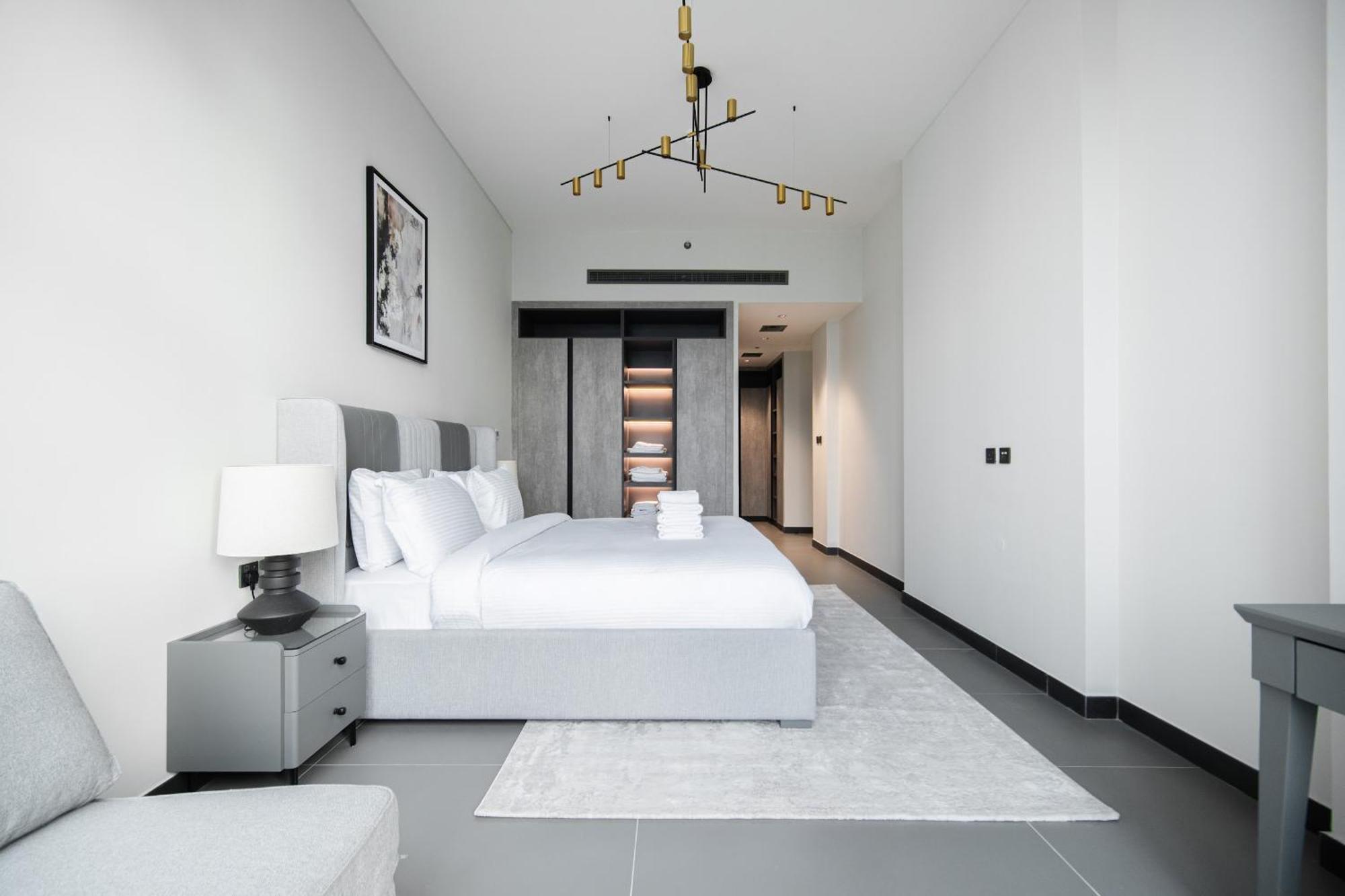View 1br In Jlt - Walk To Metro & Free Baby Gear *