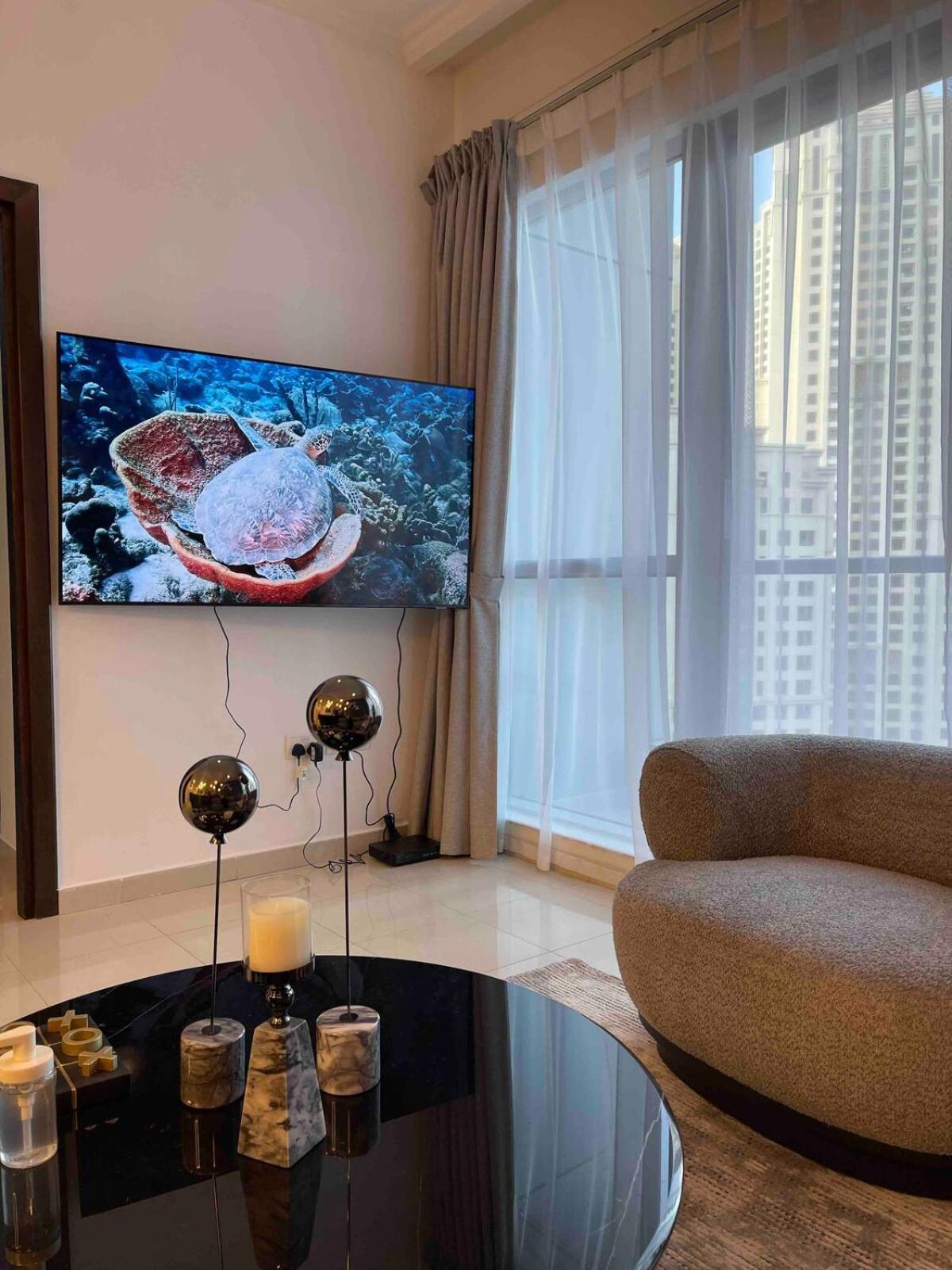 Apartment Modern One-bedroom In Heart Of Marina