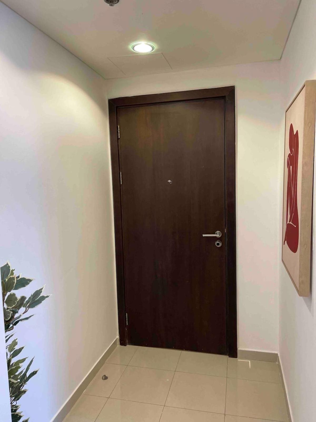 Modern One-bedroom In Heart Of Marina Dubai