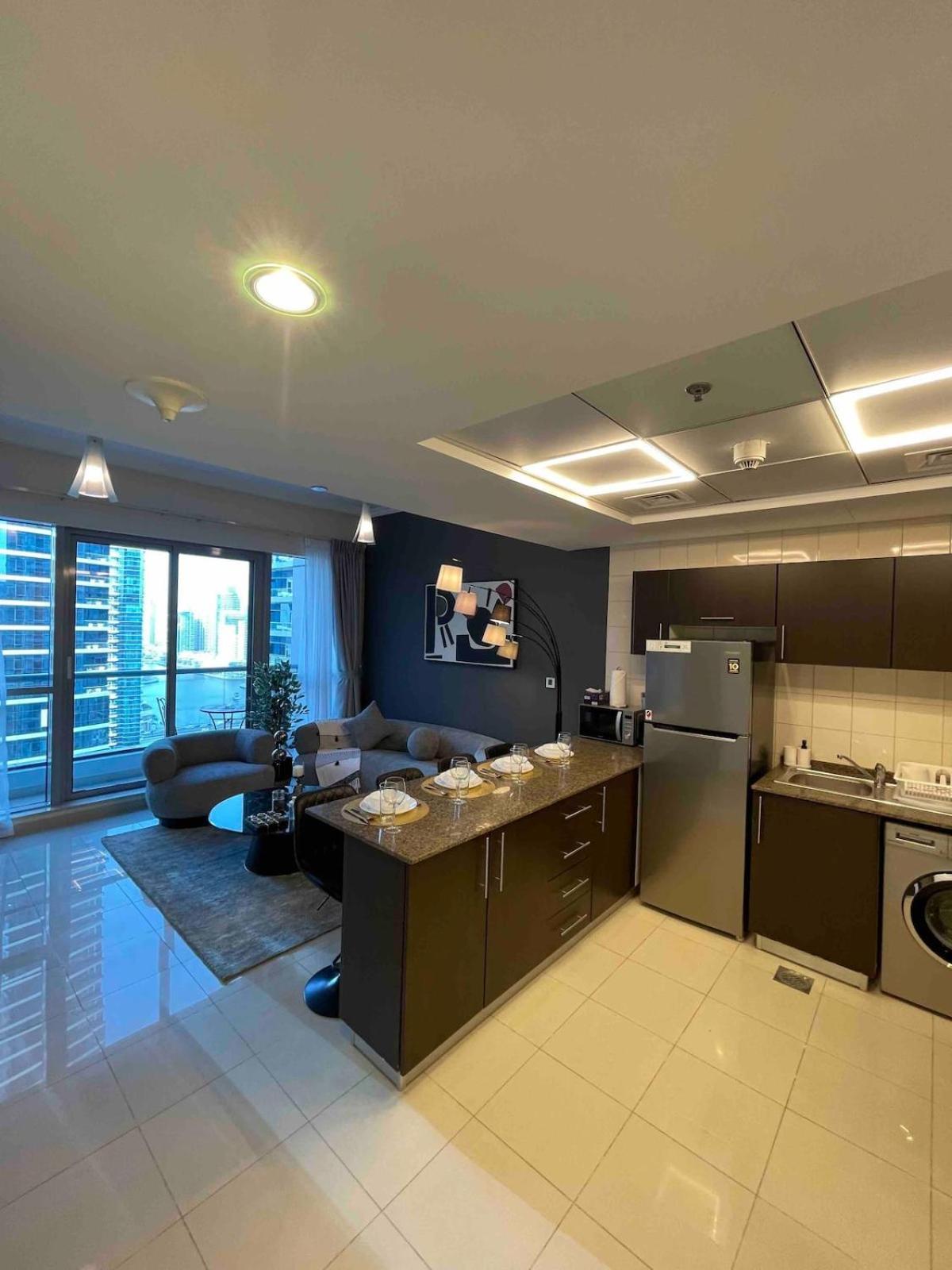 Apartment Modern One-bedroom In Heart Of Marina *