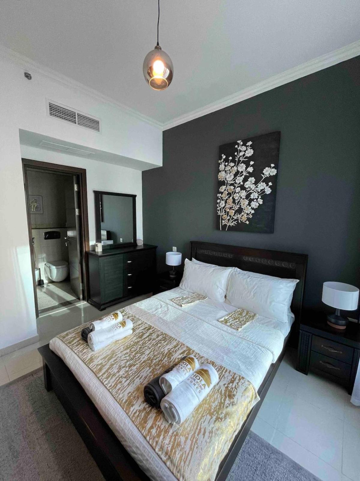 Modern One-bedroom In Heart Of Marina Apartment *