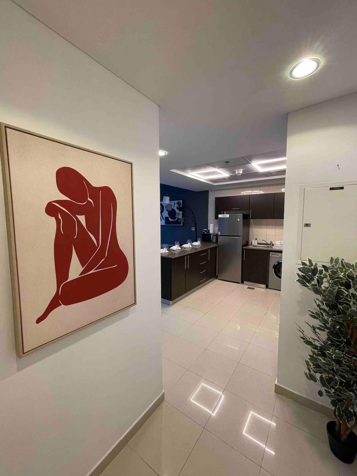 Modern One-bedroom In Heart Of Marina Apartment *