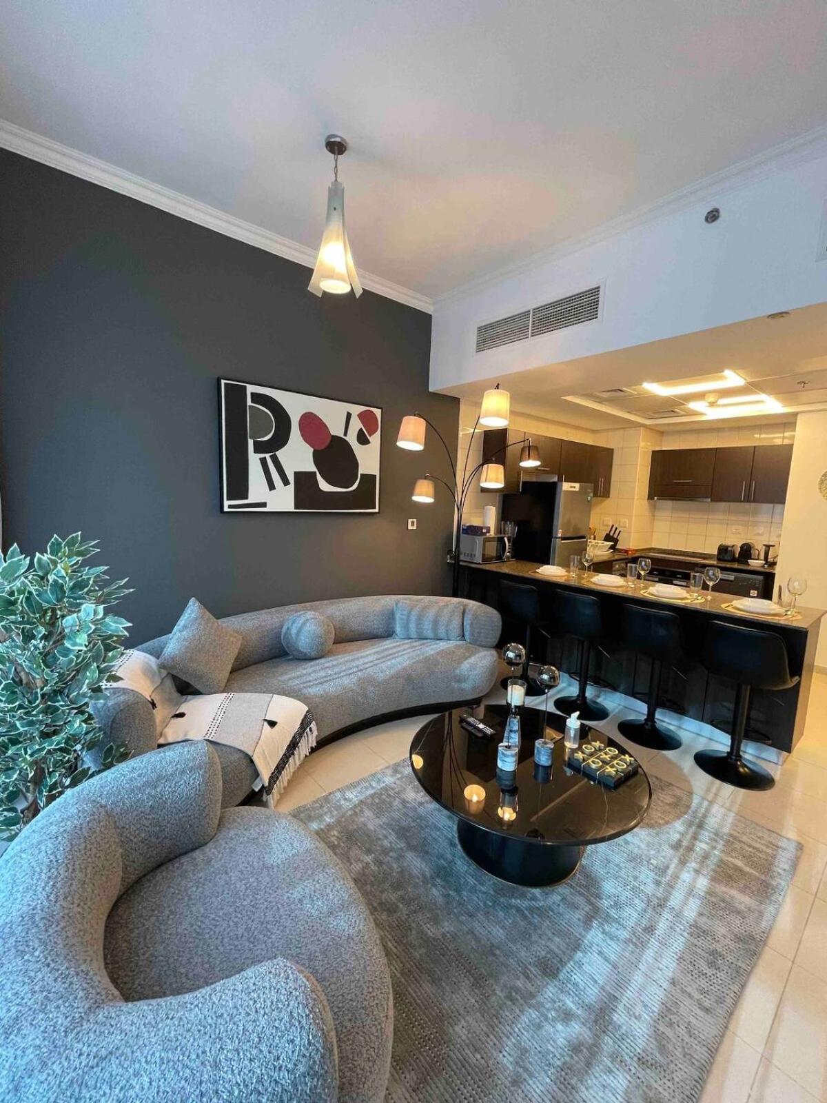 Modern One-bedroom In Heart Of Marina Apartment *