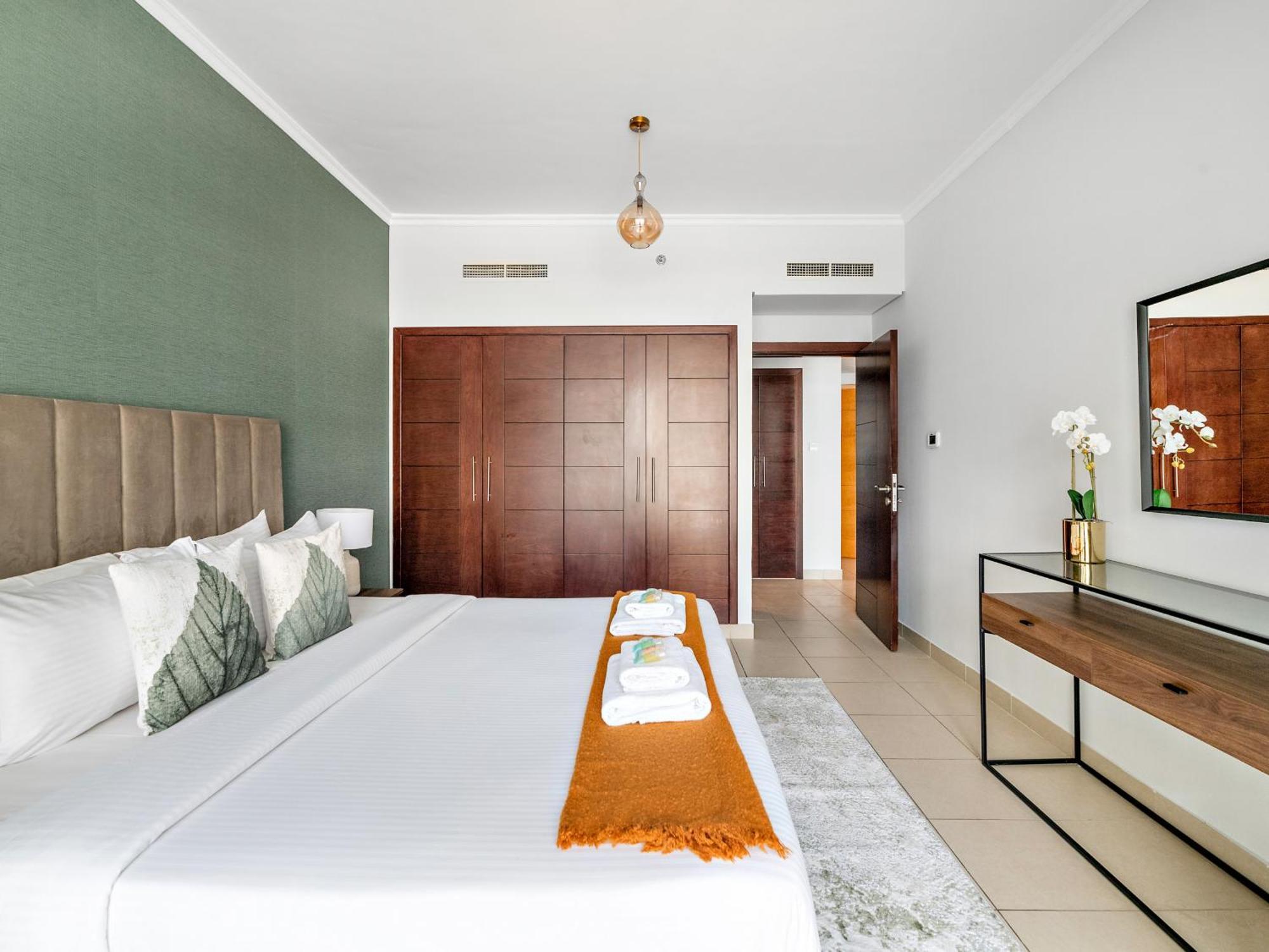 Cozy 1bdr Unit -burj Views, Downtown Apartment Dubai