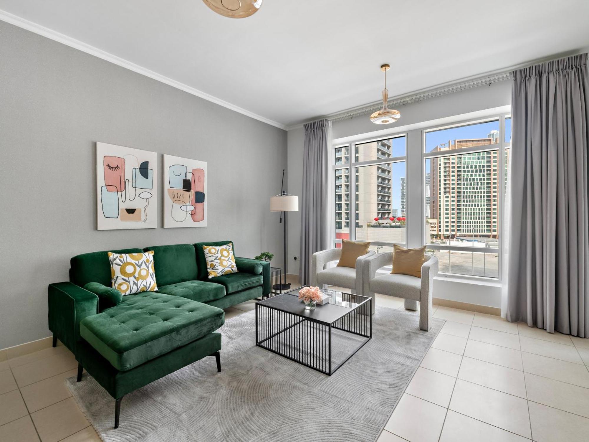 Cozy 1bdr Unit -burj Views, Downtown * Dubai