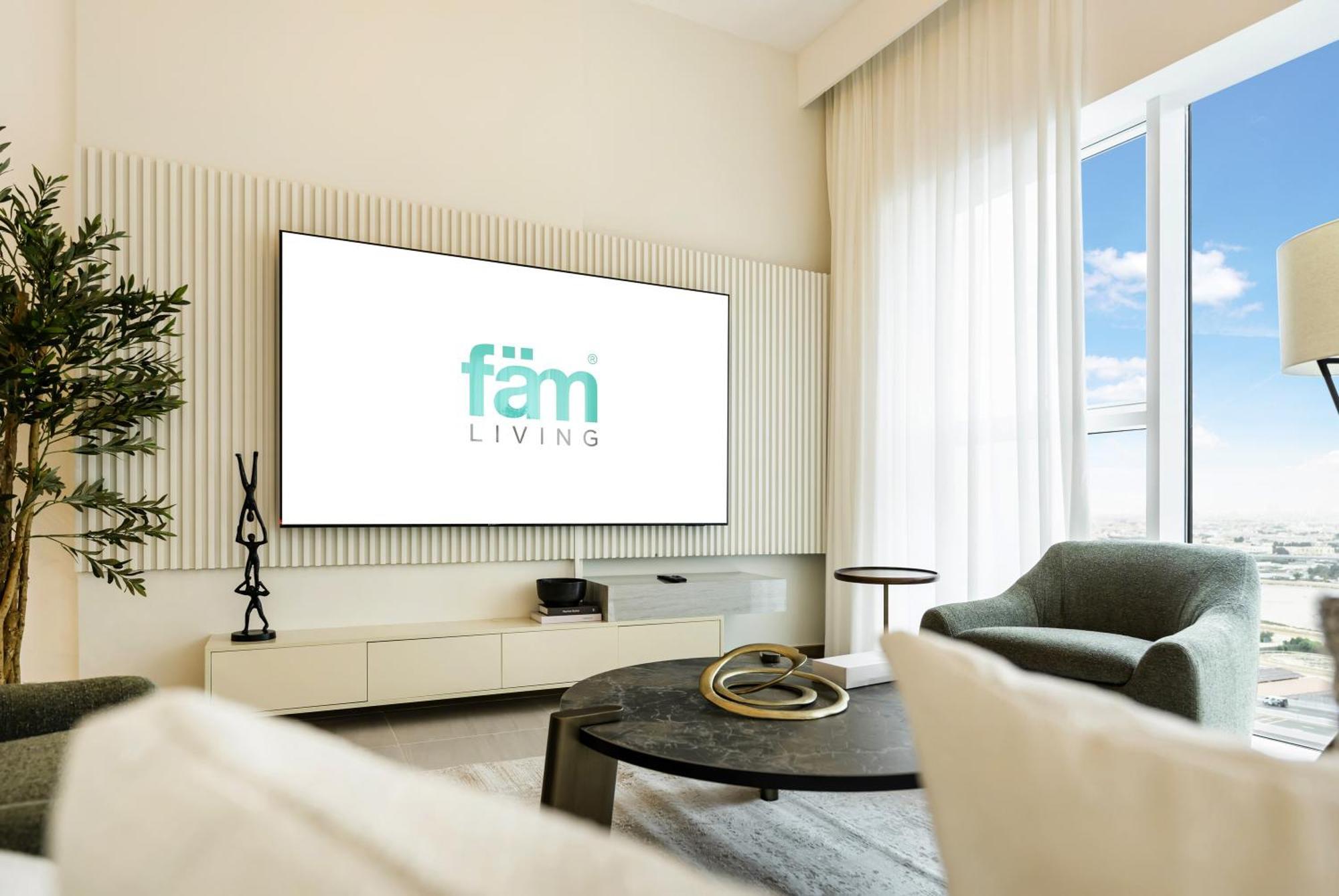 Apartment Fam Living - 3 Bedroom And Maids Retreat Overlooking Canal