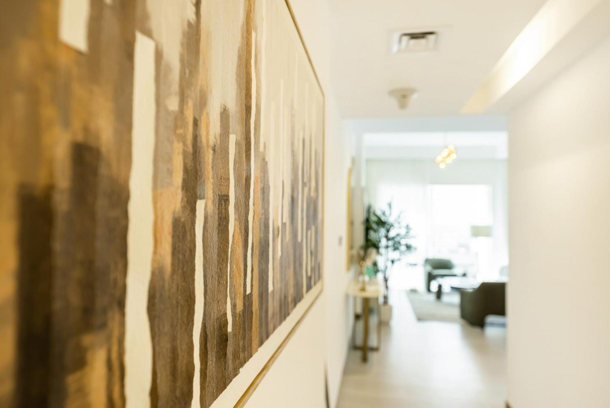 Fam Living - 3 Bedroom And Maids Retreat Overlooking Canal Apartment