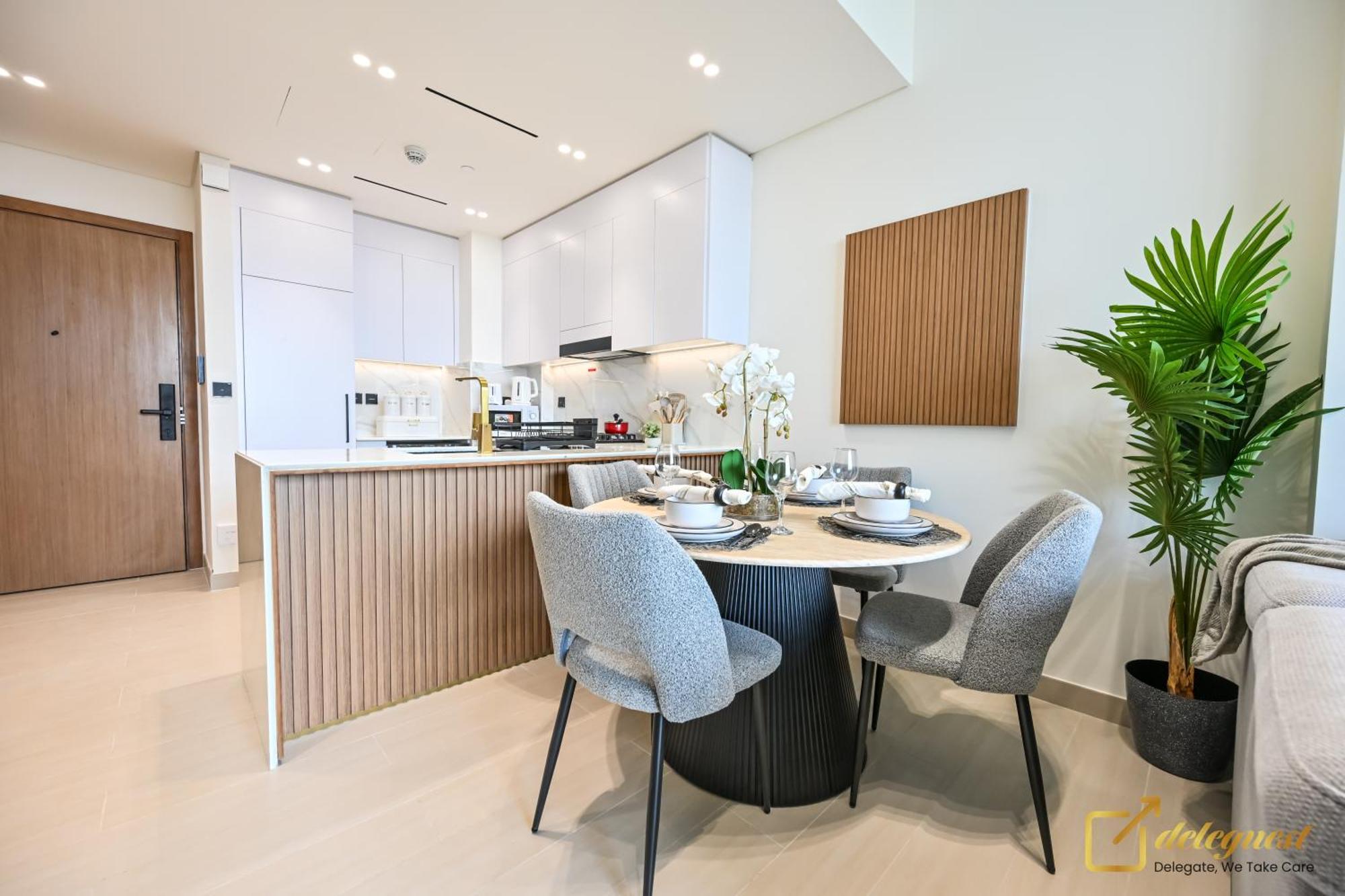 Apartment Stunning 1br In Jvc Binghatti Amber By Deleguest *