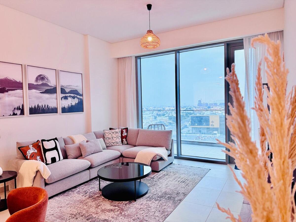 Canal Front - Luxury 2br In Al Wasl *