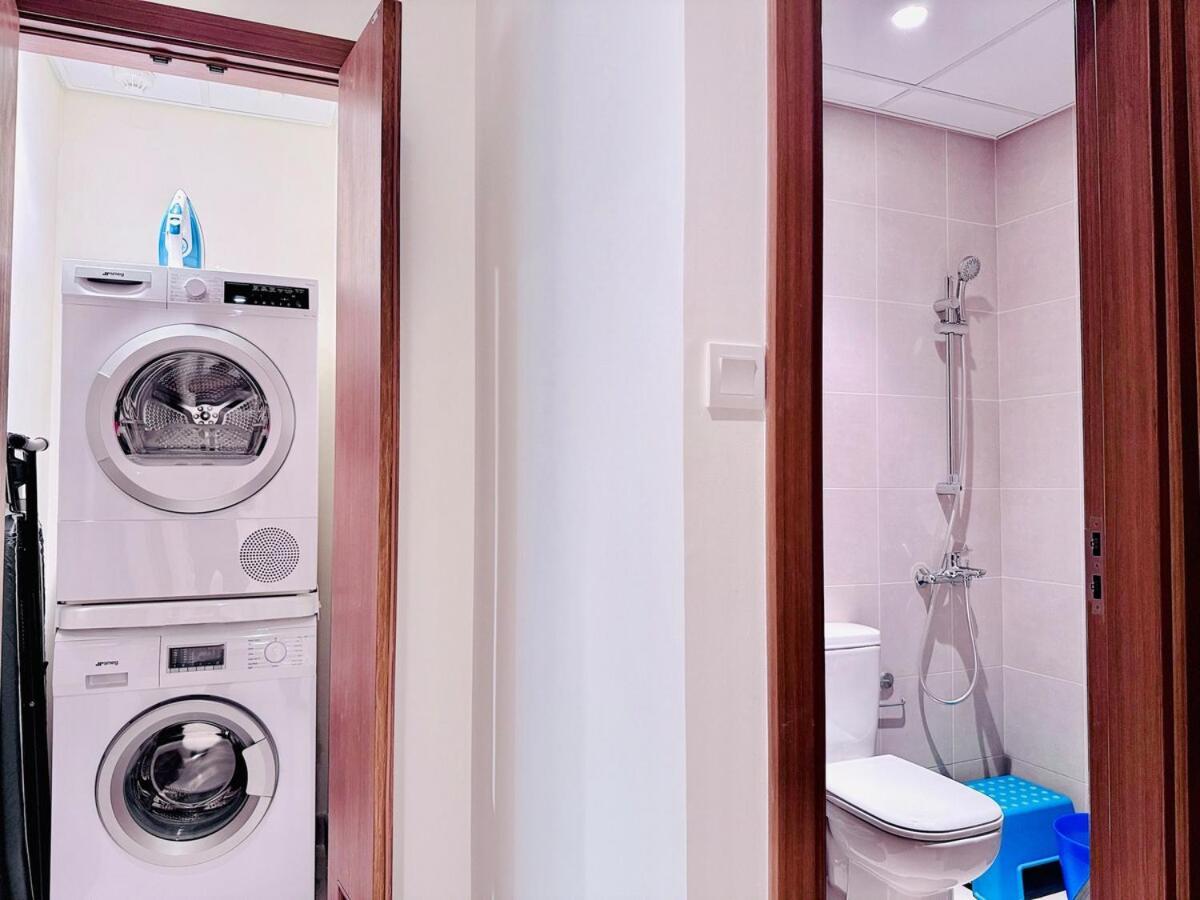 Canal Front - Luxury 2br In Al Wasl * Dubai